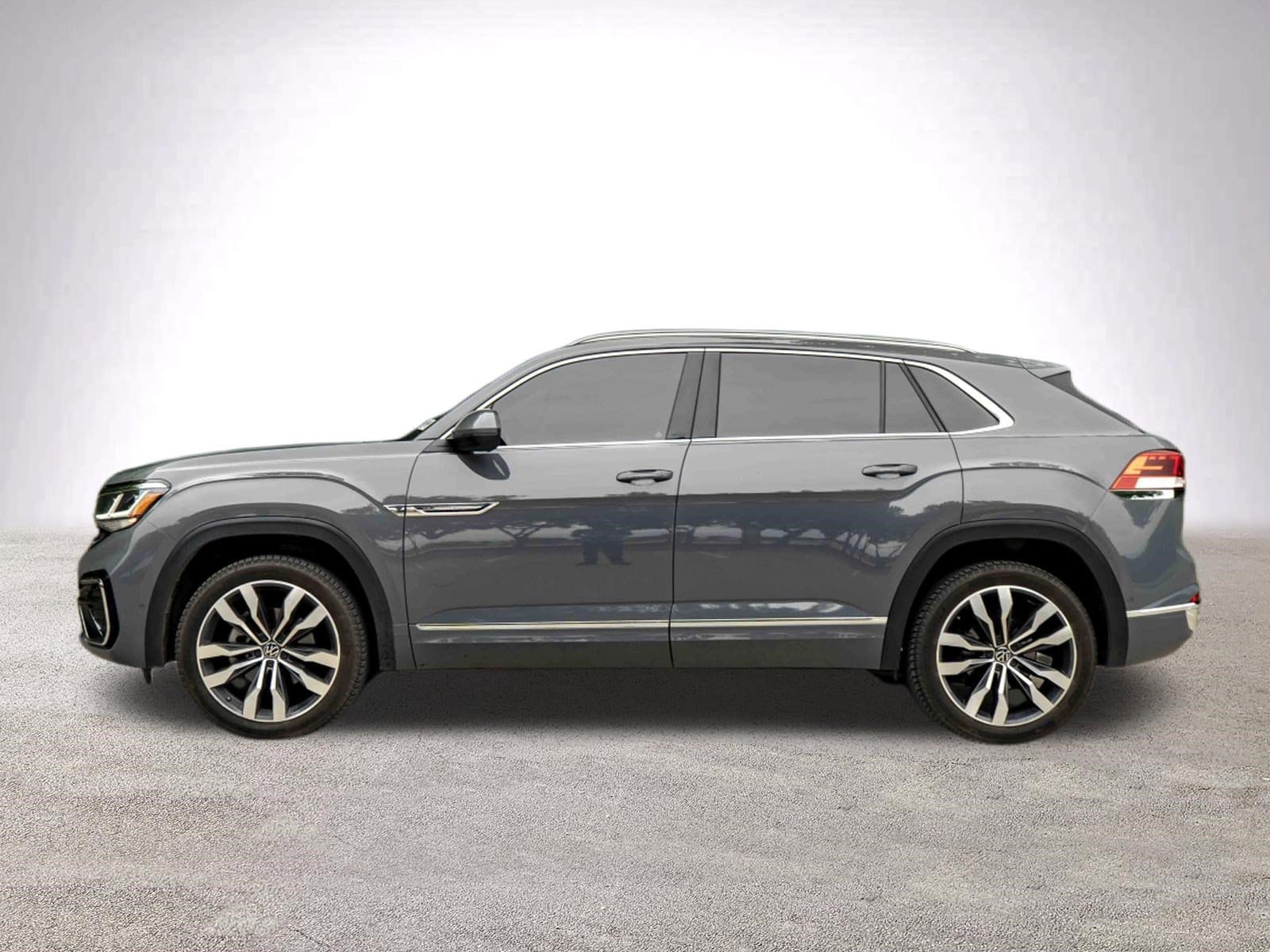 2023 Volkswagen Atlas Cross Sport 3.6L V6 SEL Premium R-Line photo 4