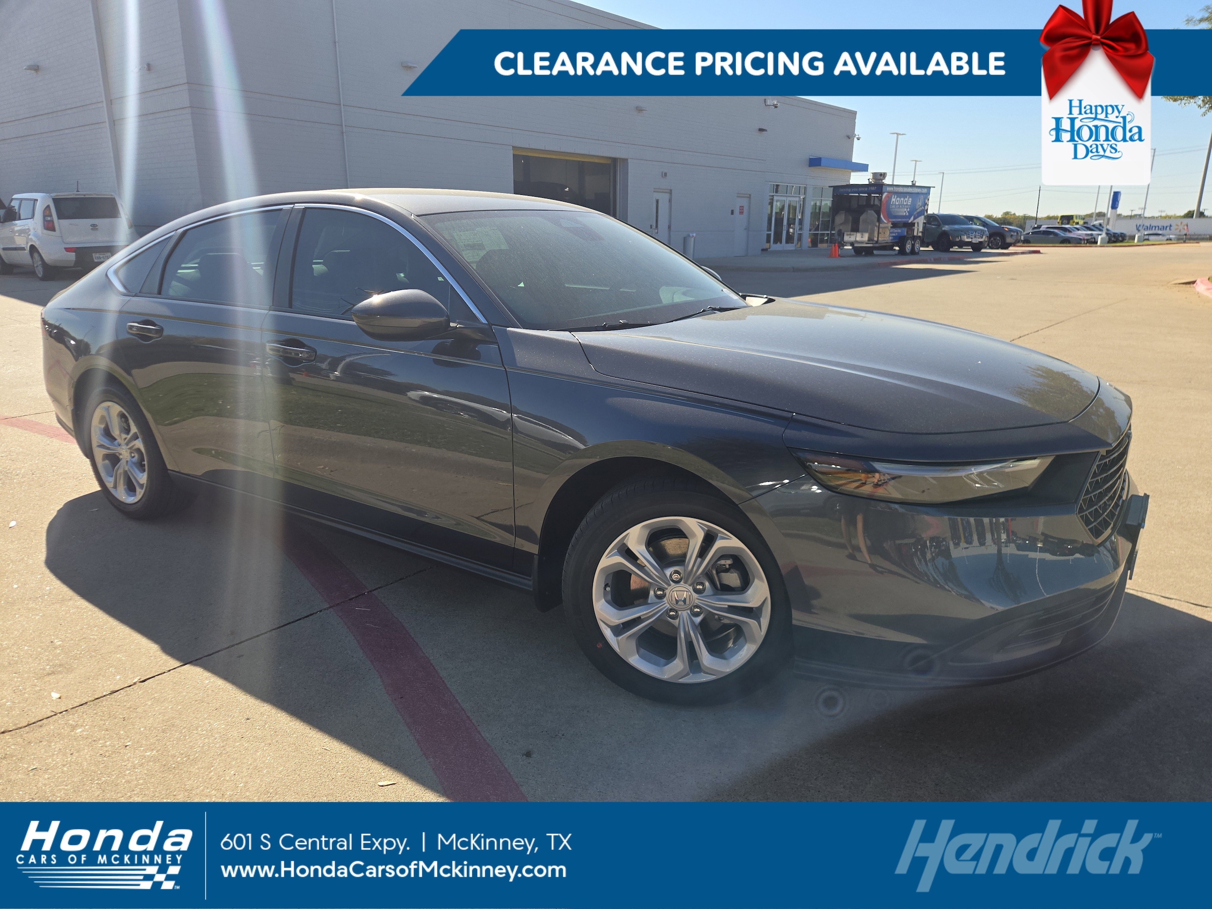 2025 Honda Accord LX's photo