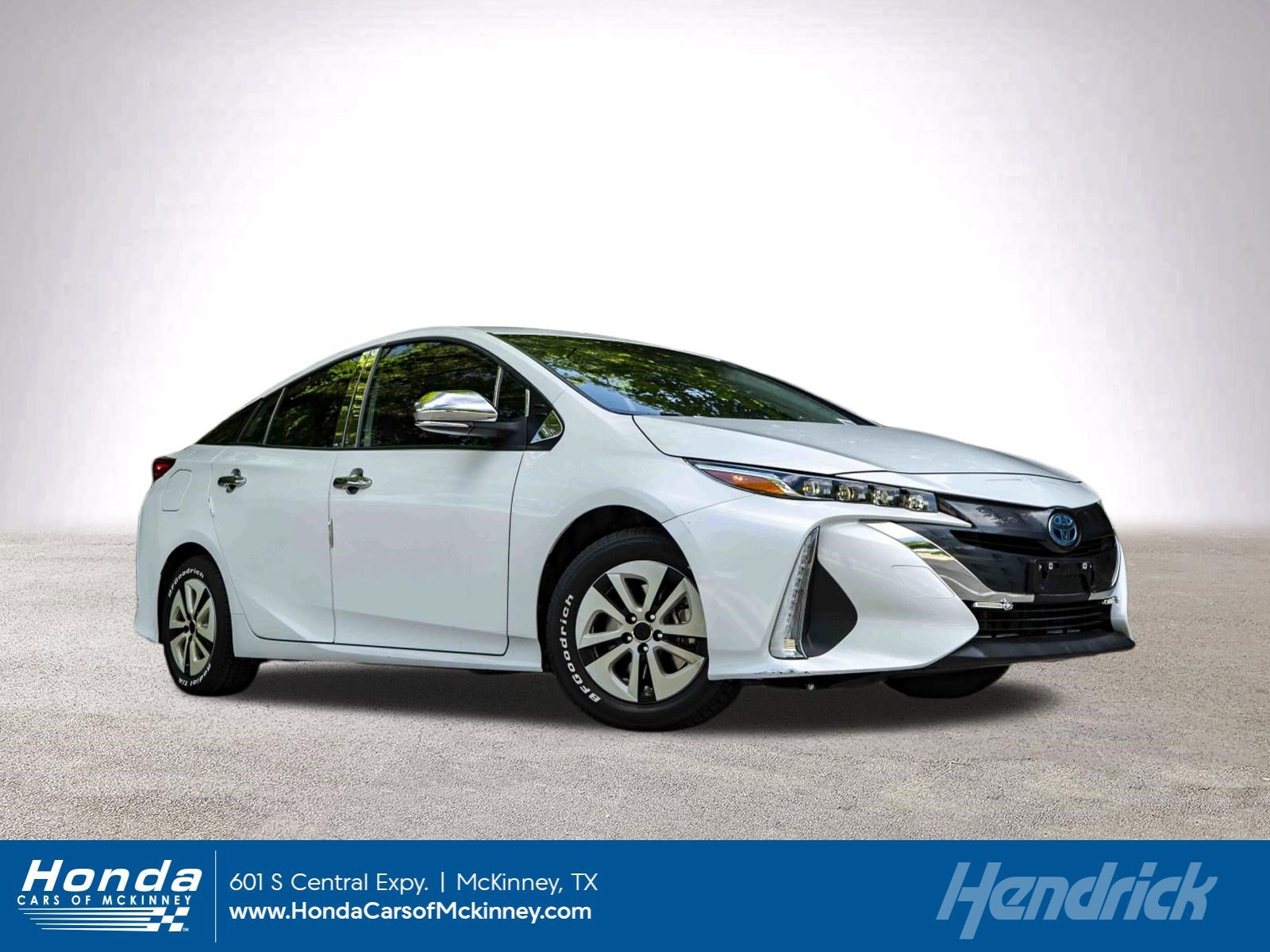 2021 Toyota Prius Prime XLE's photo
