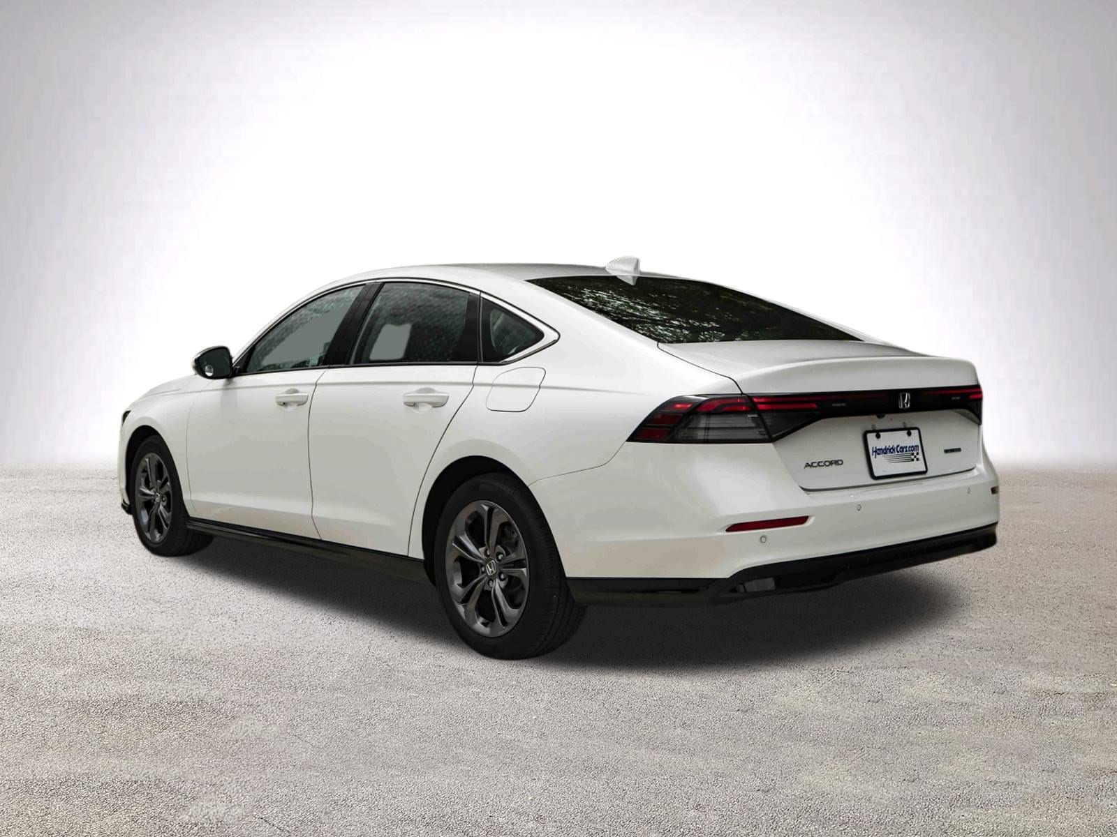 2025 Honda Accord Hybrid EX-L photo 5