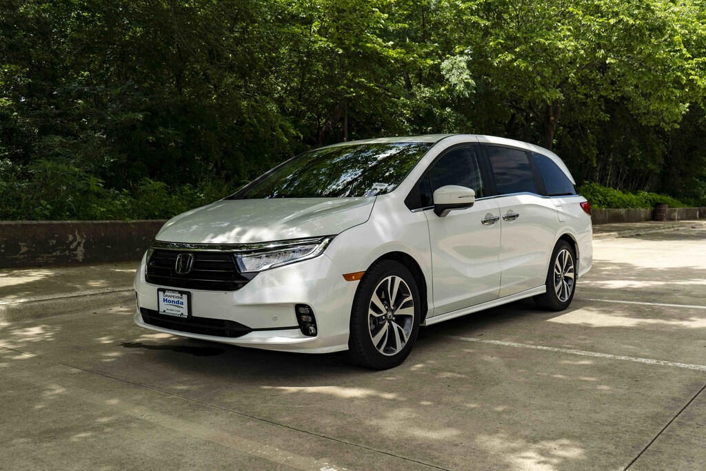 Certified 2023 Honda Odyssey Touring Minivan