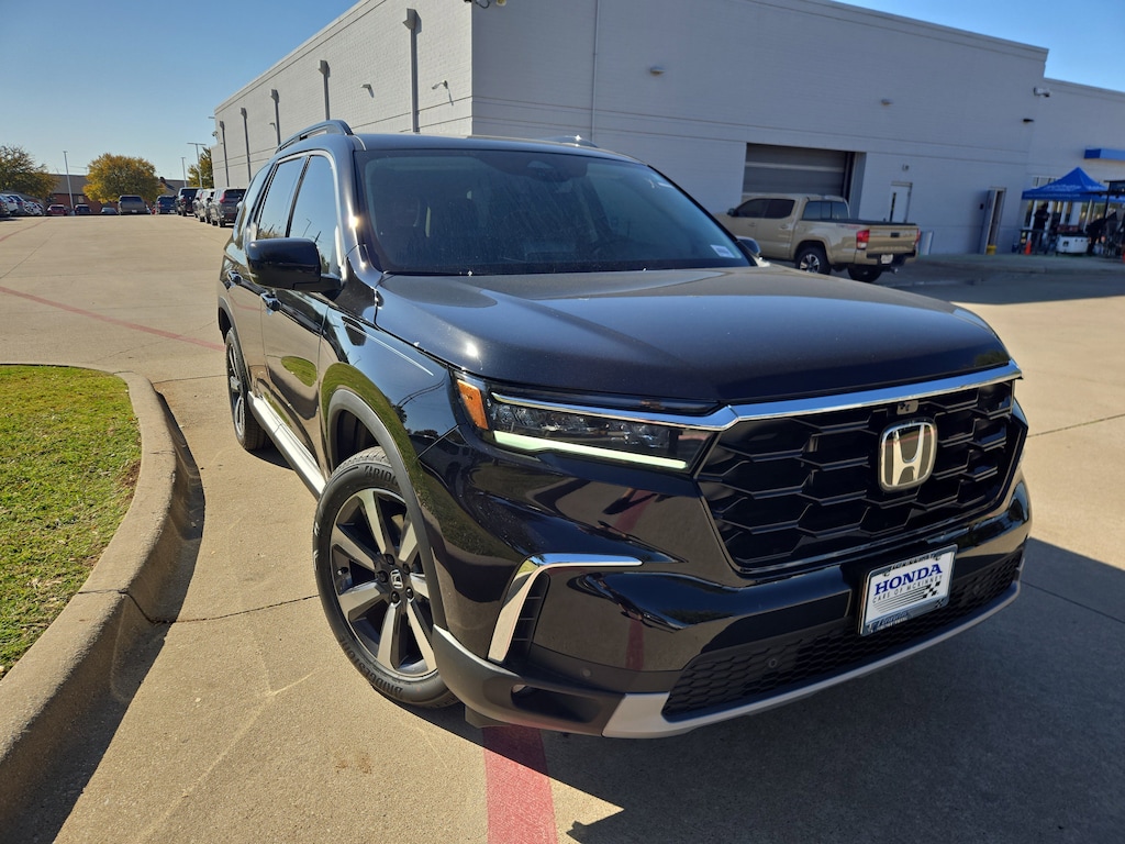 New 2025 Honda Pilot Elite SUV