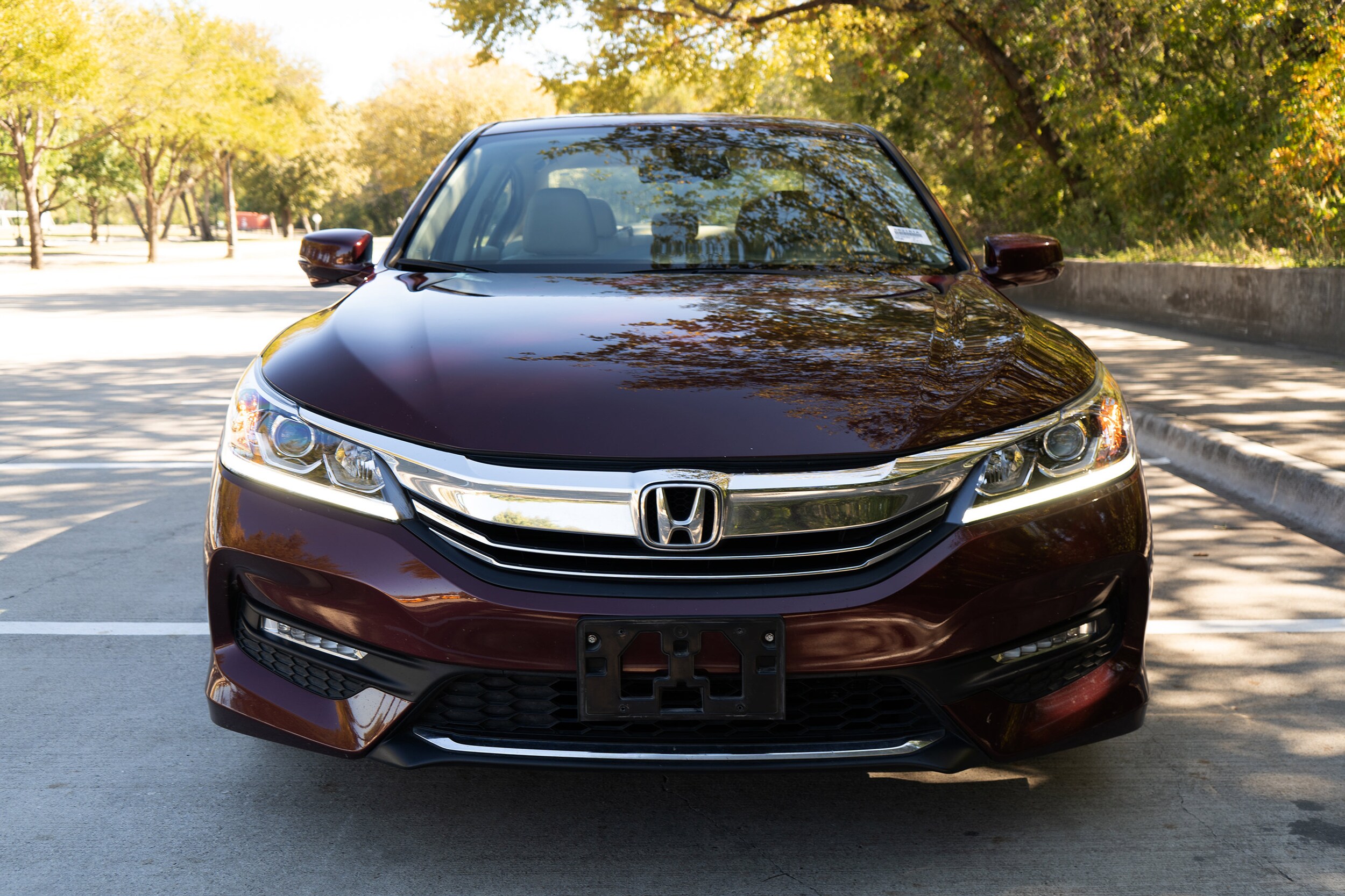 2016 Honda Accord EX-L photo 2