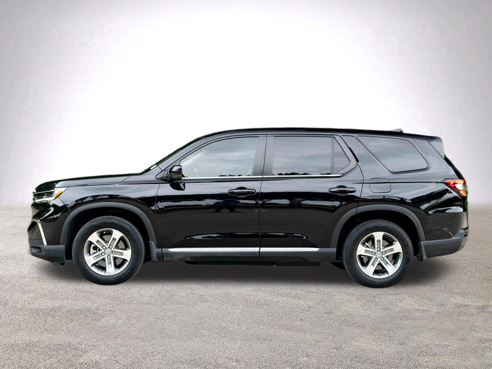 2023 Honda Pilot EX-L 7 Passenger photo 4