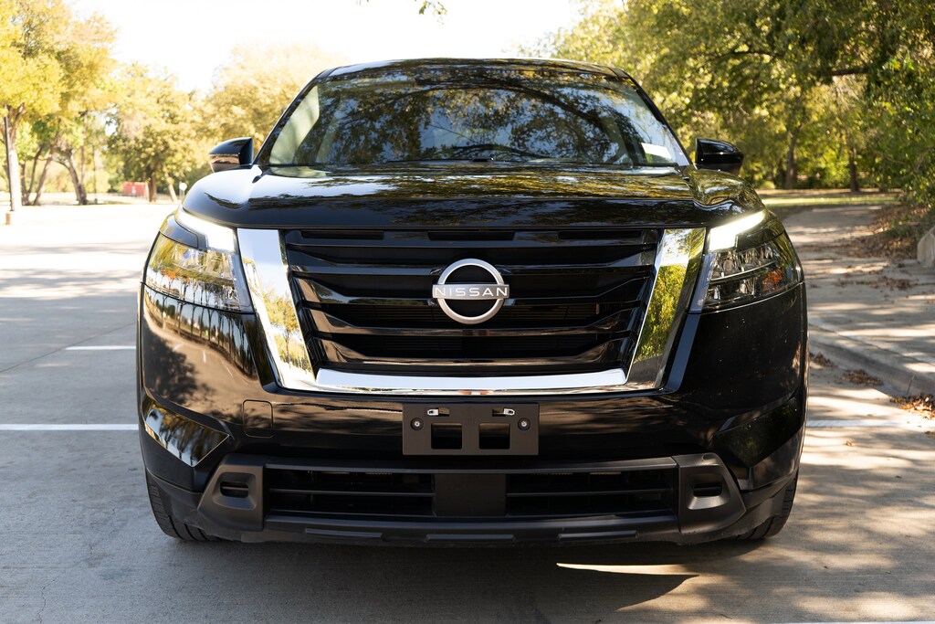 Used 2024 Nissan Pathfinder S SUV