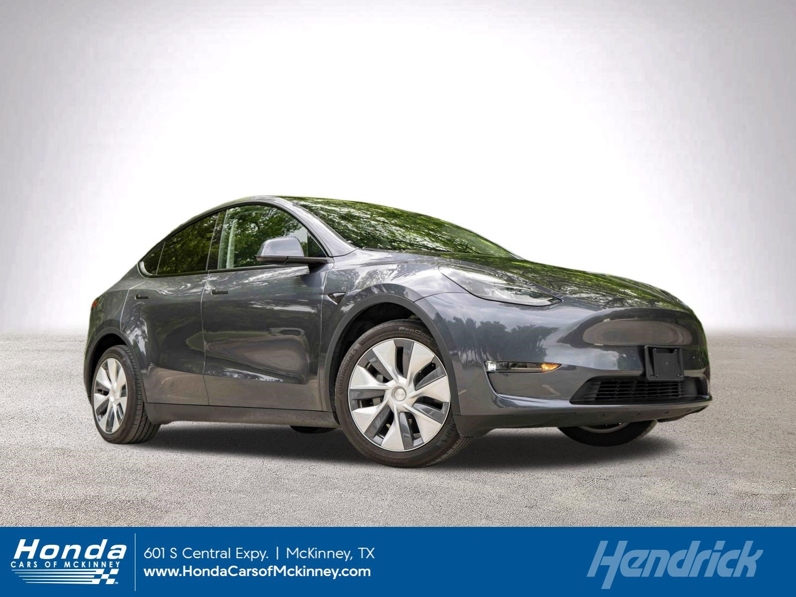 2023 Tesla Model Y Long Range Dual Motor All-Wheel Drive's photo