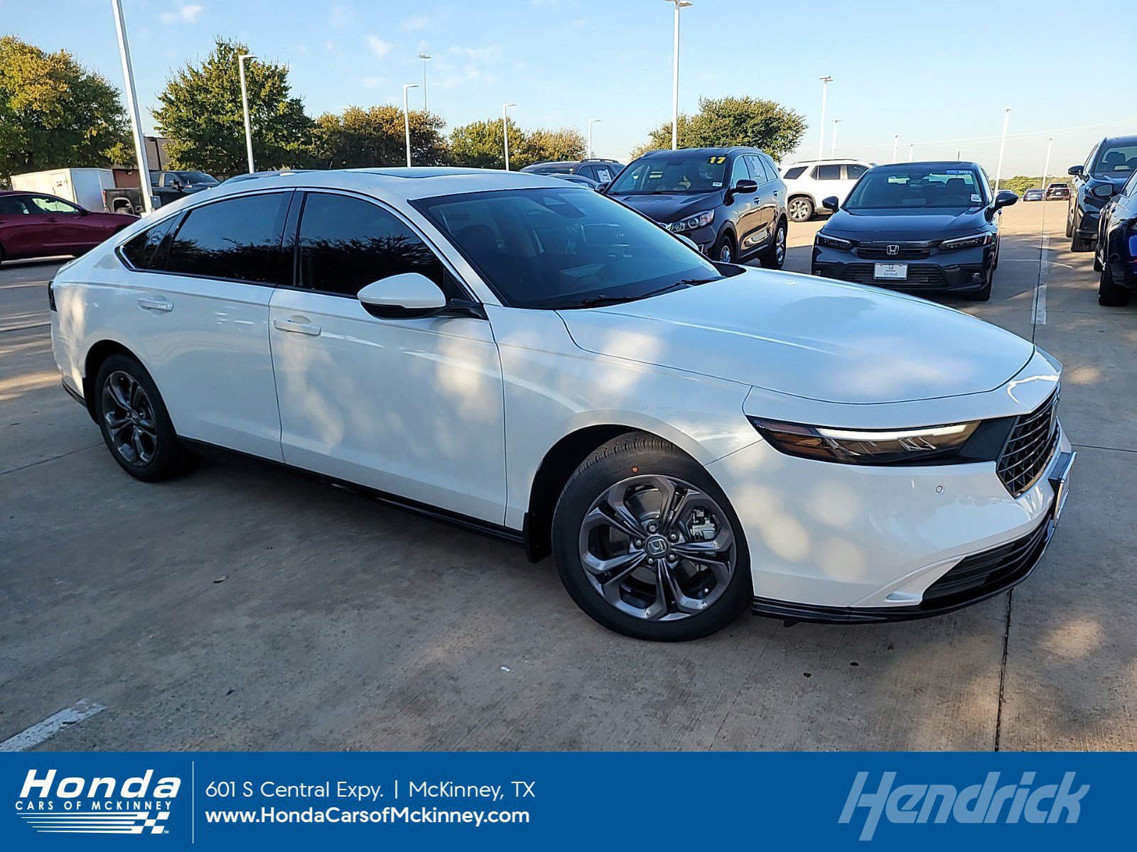 2025 Honda Accord Hybrid EX-L's photo