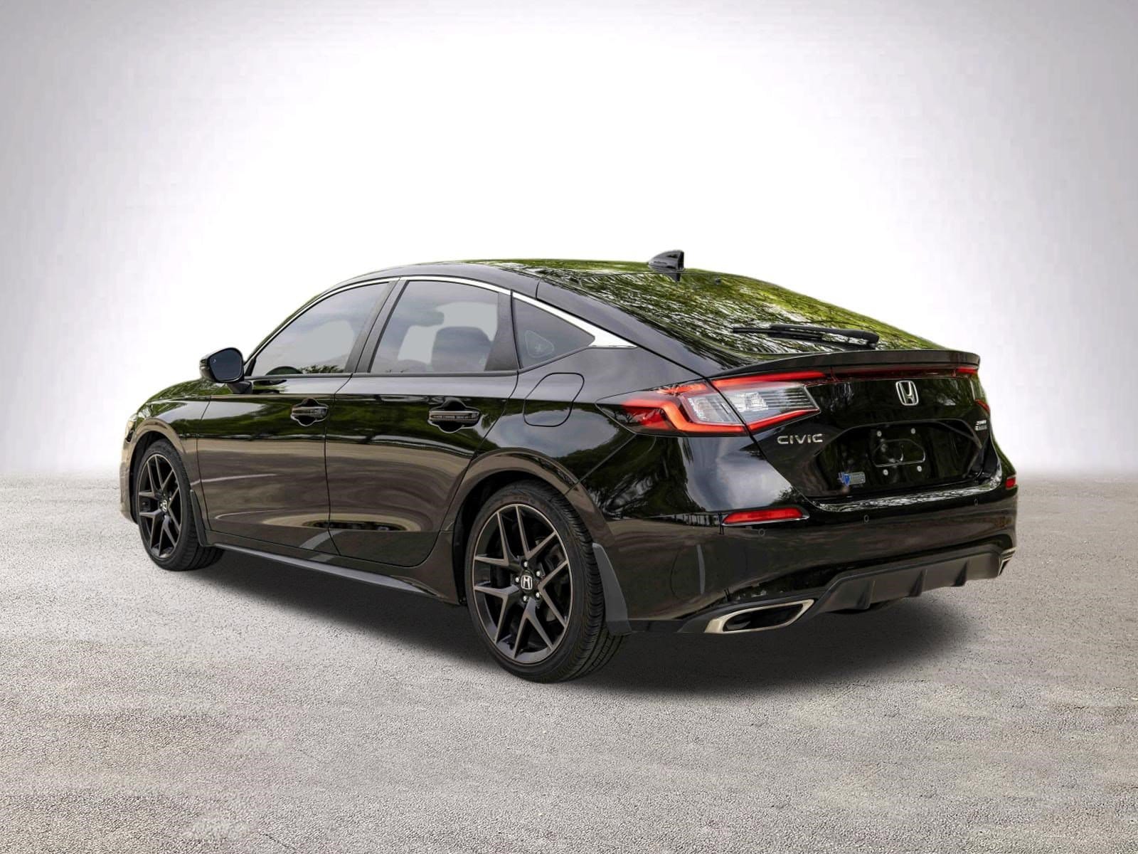 2023 Honda Civic Sport Touring photo 5
