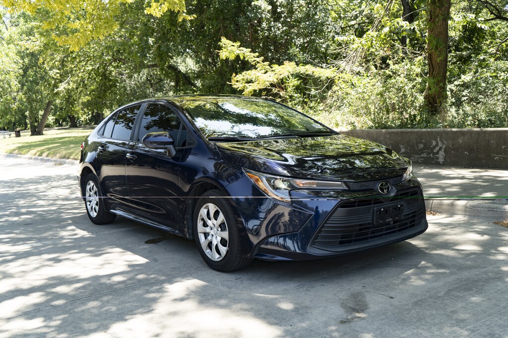 Used 2025 Toyota Corolla LE Sedan