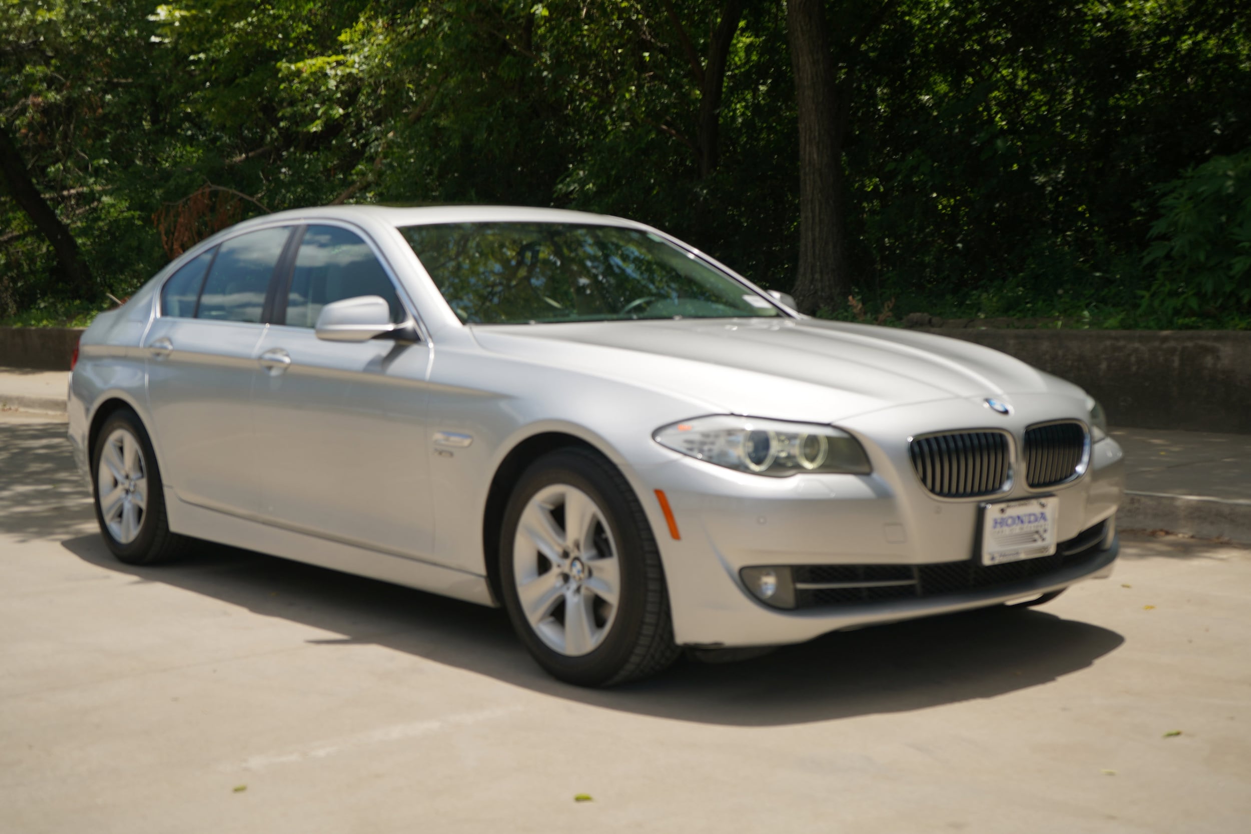 Used 2012 BMW 5 Series 528i with VIN WBAXH5C57CDW09589 for sale in Mckinney, TX