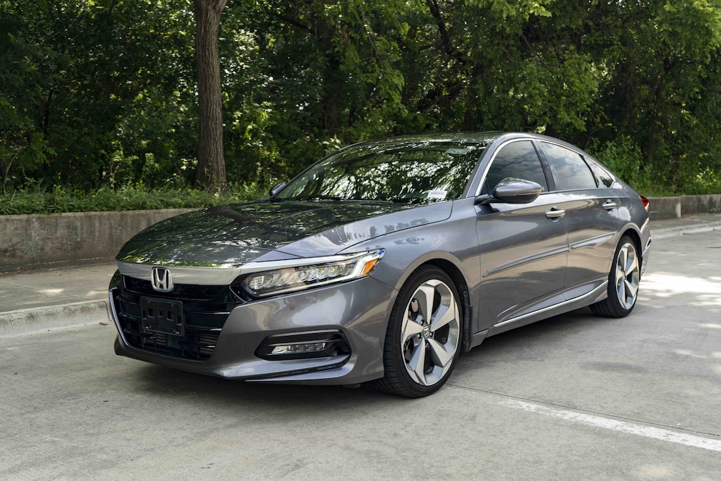 Used 2019 Honda Accord Touring 2.0T Sedan