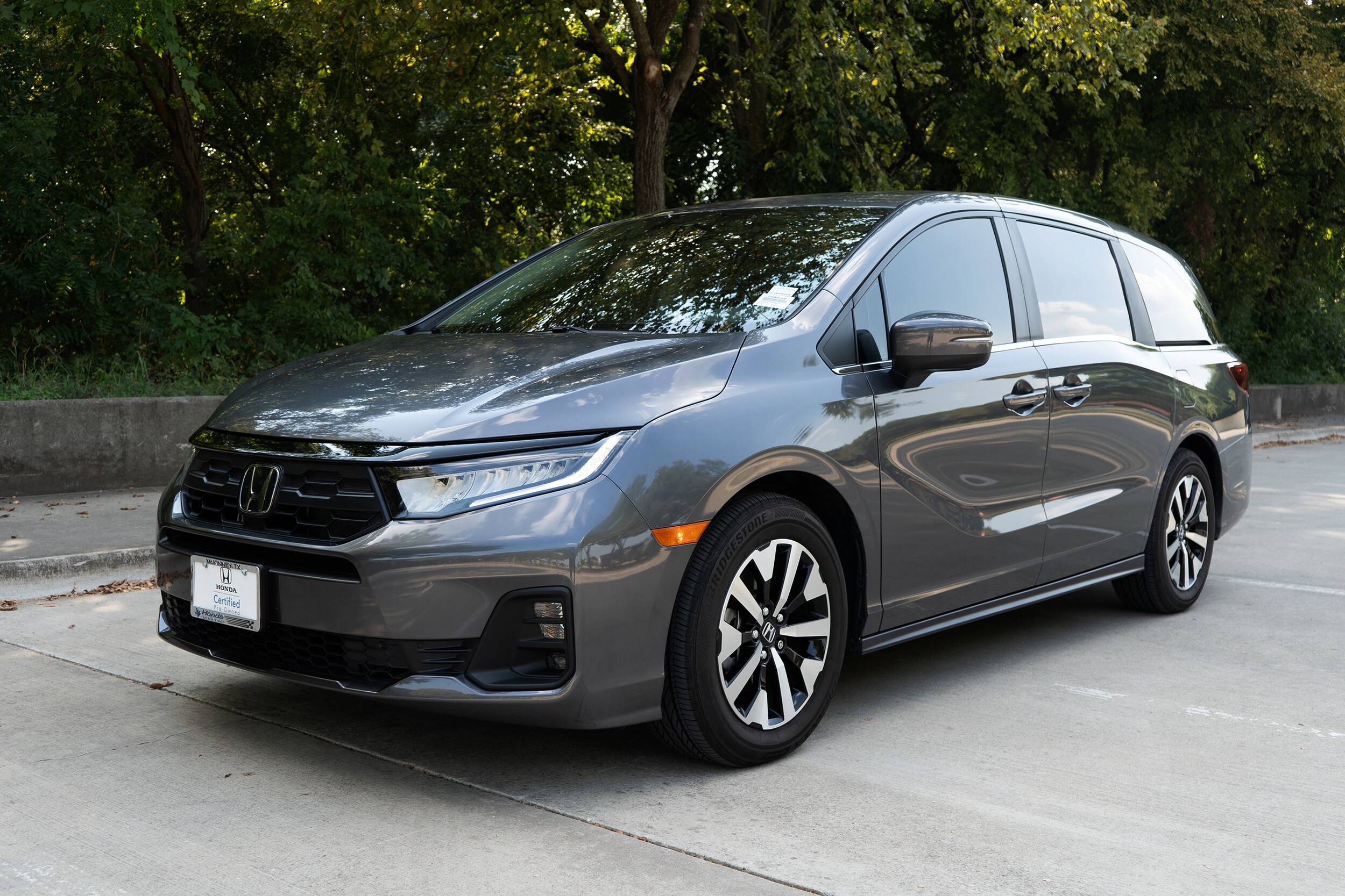 2025 Honda Odyssey EX-L photo 3