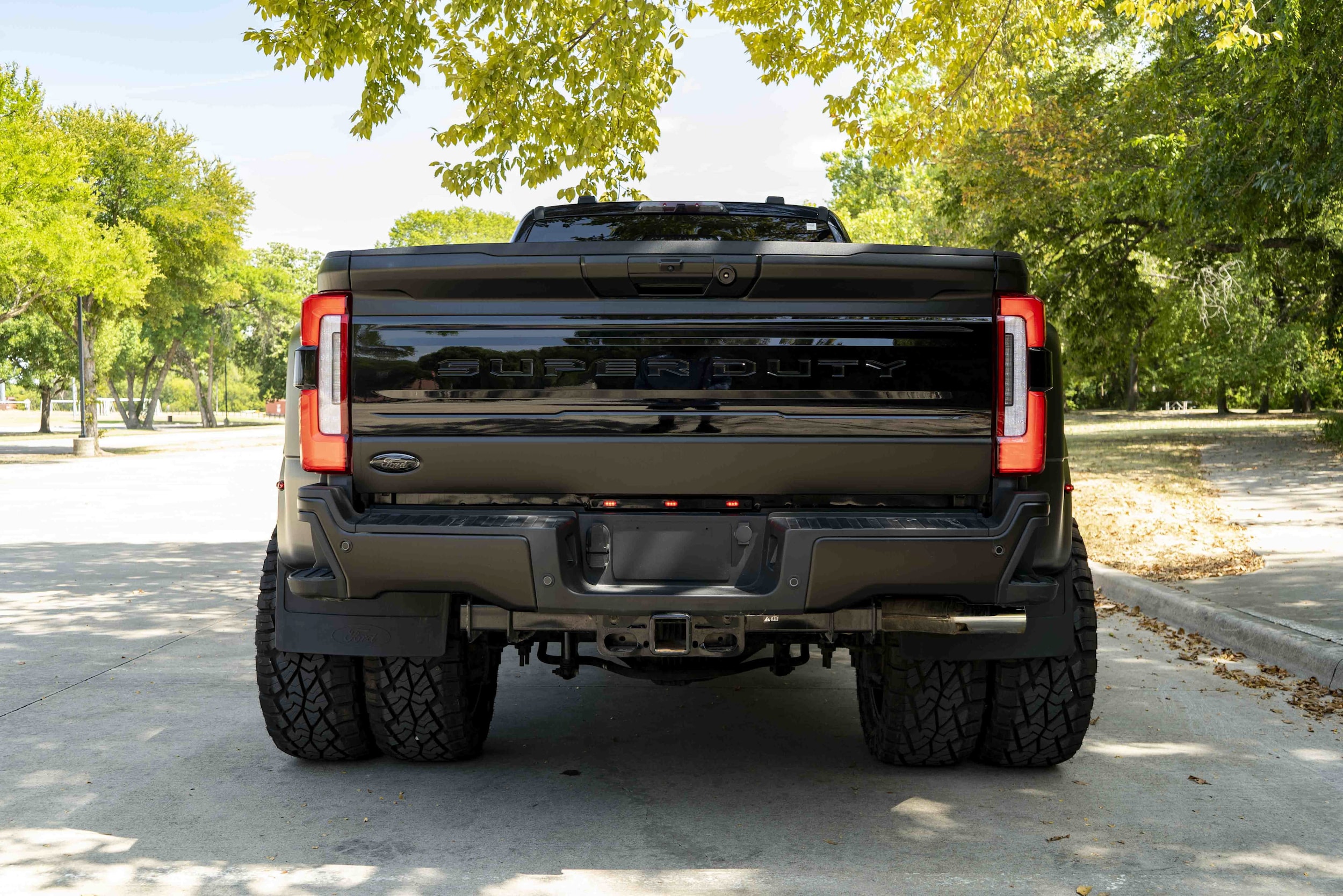 2025 Ford Super Duty F-450 DRW Platinum