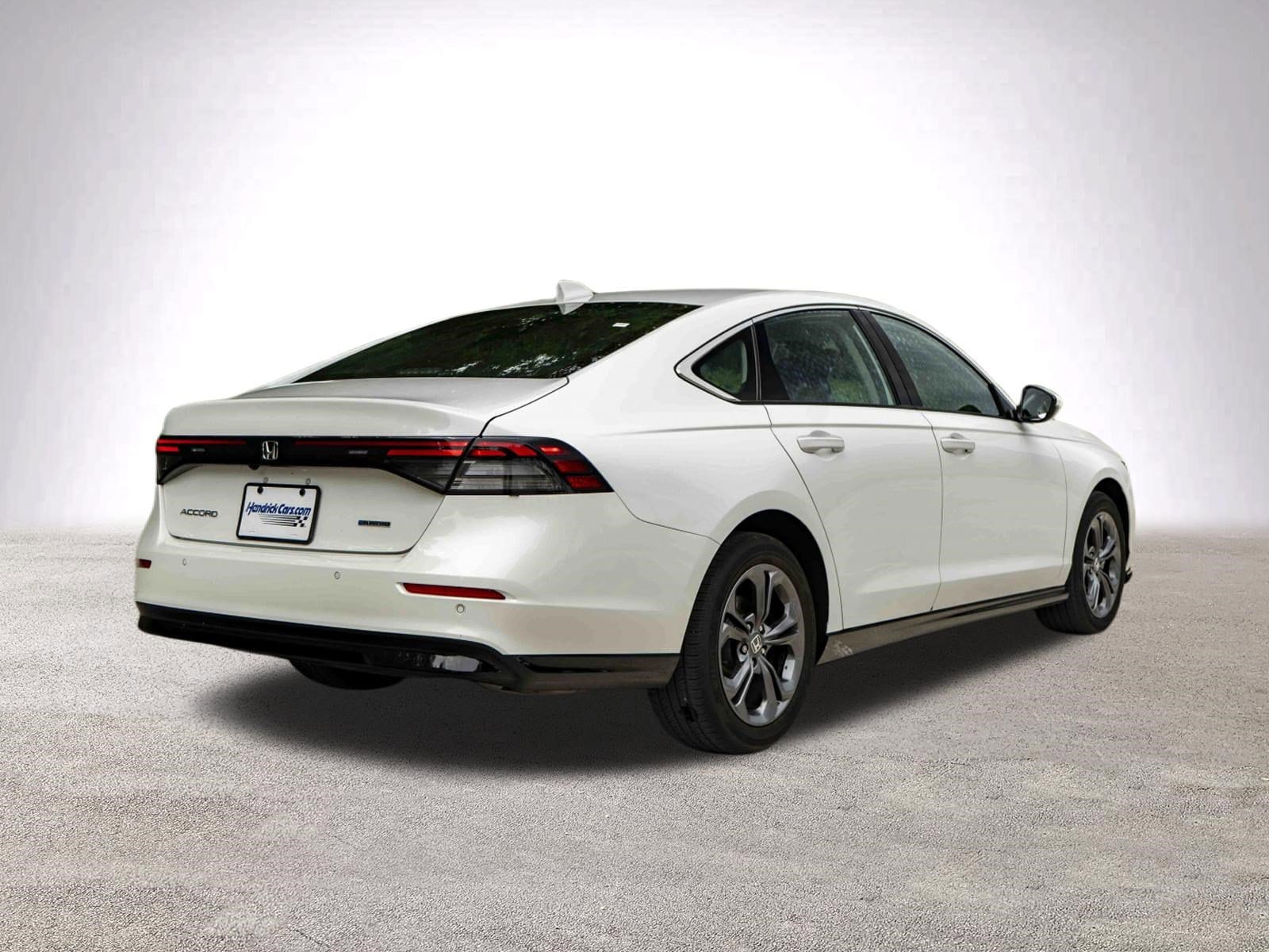 2025 Honda Accord Hybrid EX-L photo 3