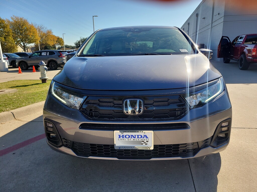 New 2026 Honda Odyssey Touring Minivan