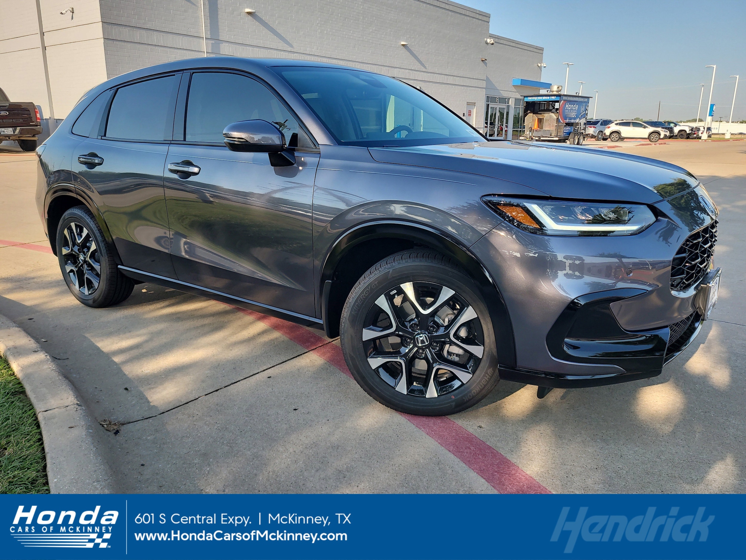 2026 Honda HR-V EX-L's photo