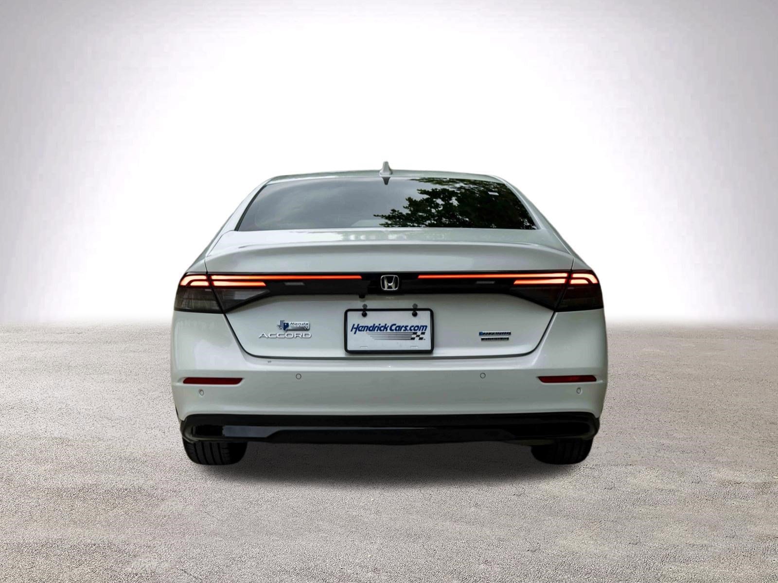 2023 Honda Accord Hybrid Touring photo 6