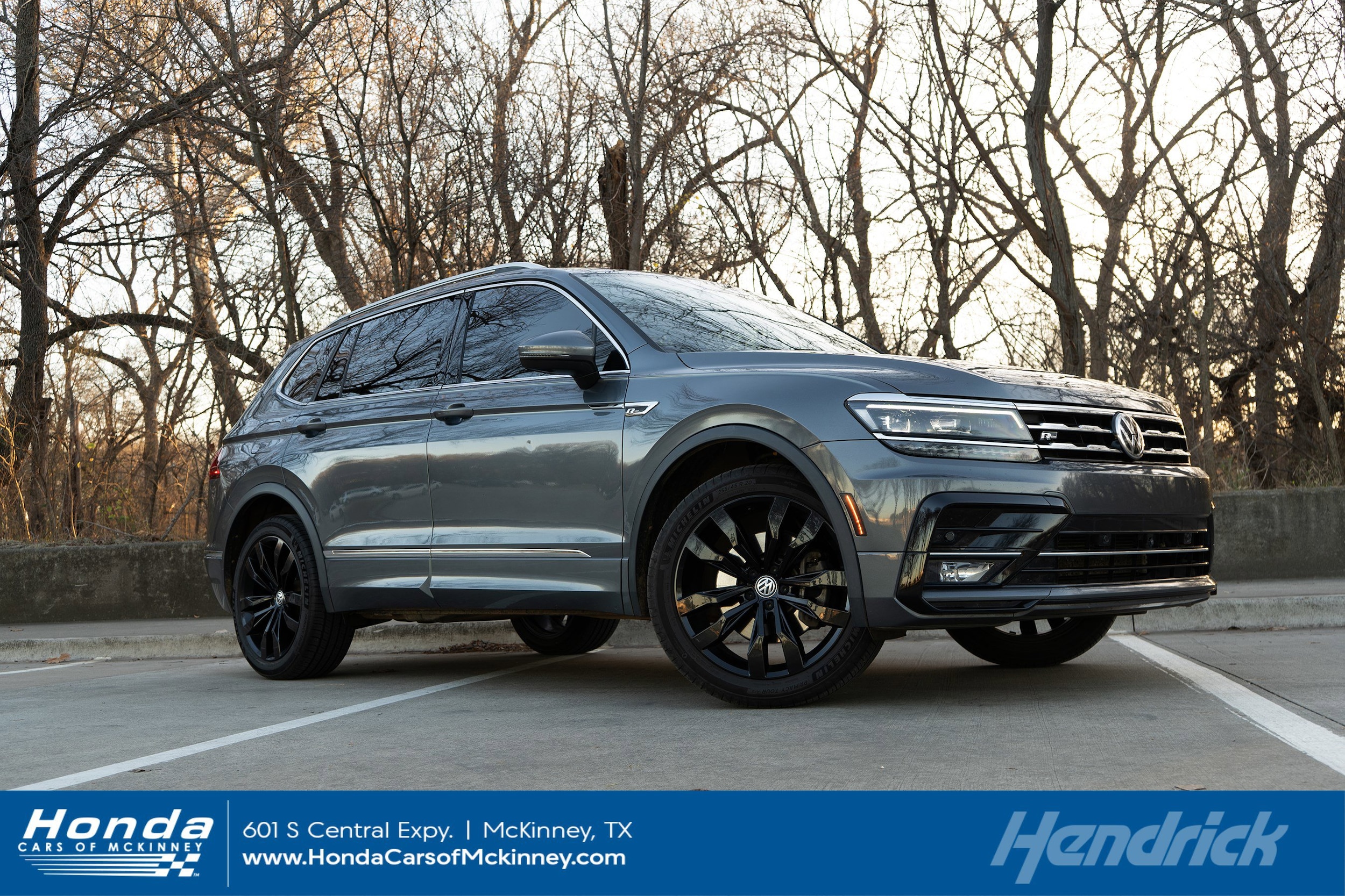 2021 Volkswagen Tiguan SEL Premium R-Line's photo