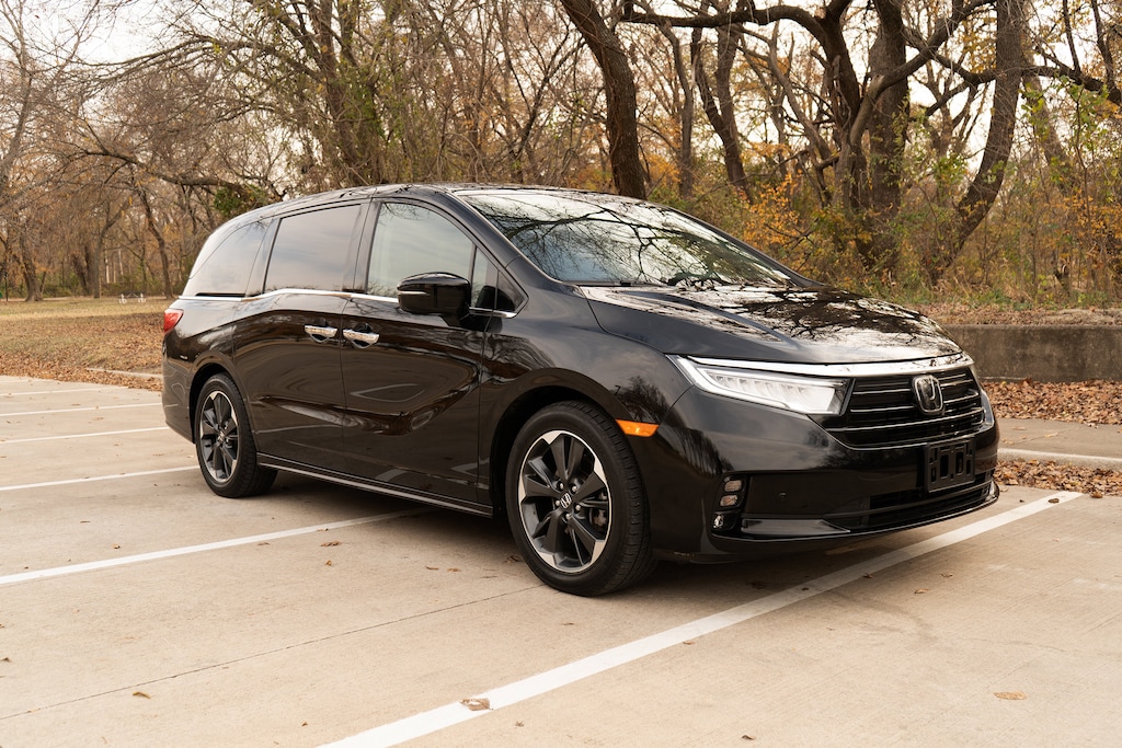 Certified 2023 Honda Odyssey Elite Minivan