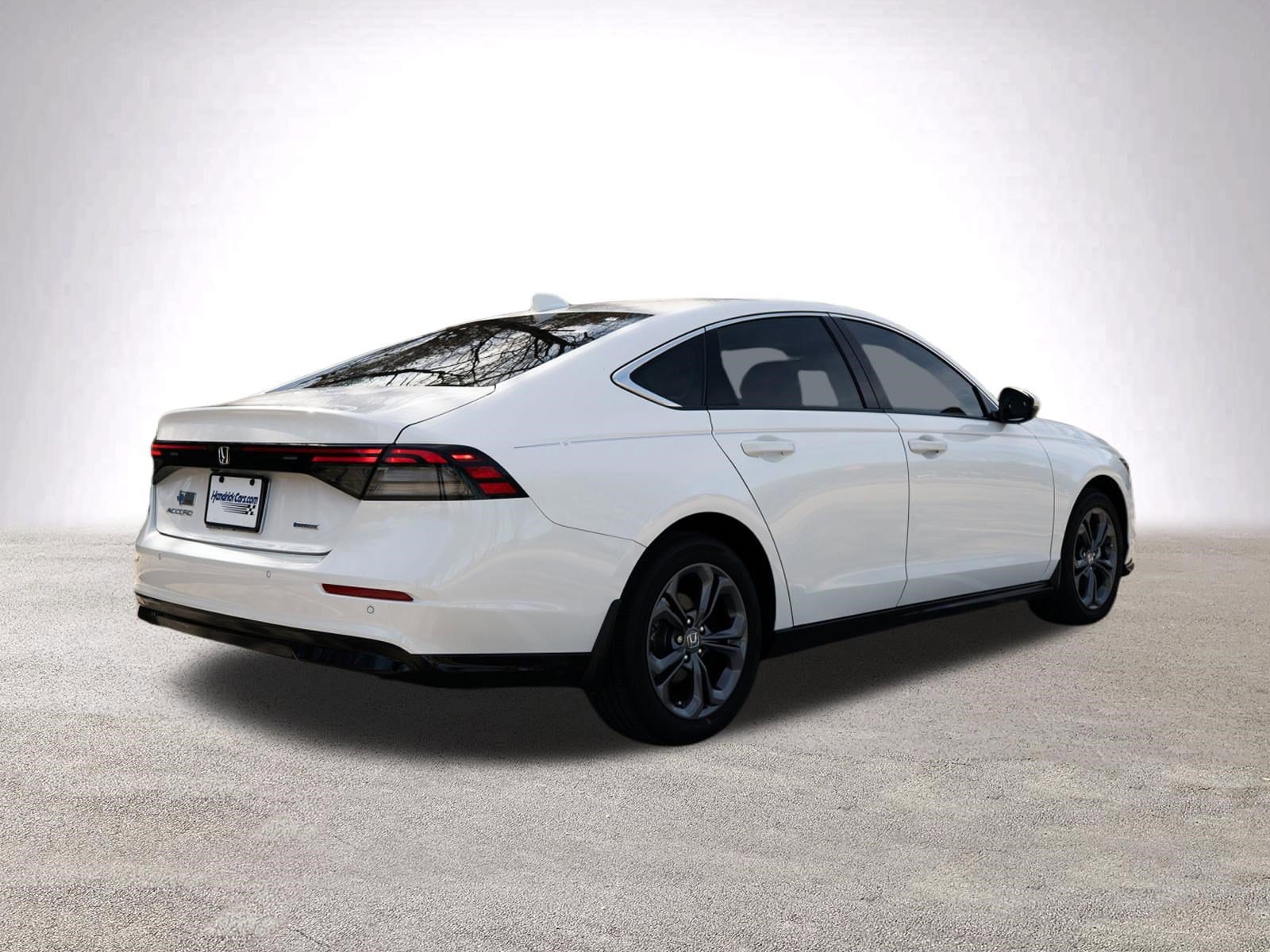 2025 Honda Accord Hybrid EX-L photo 3