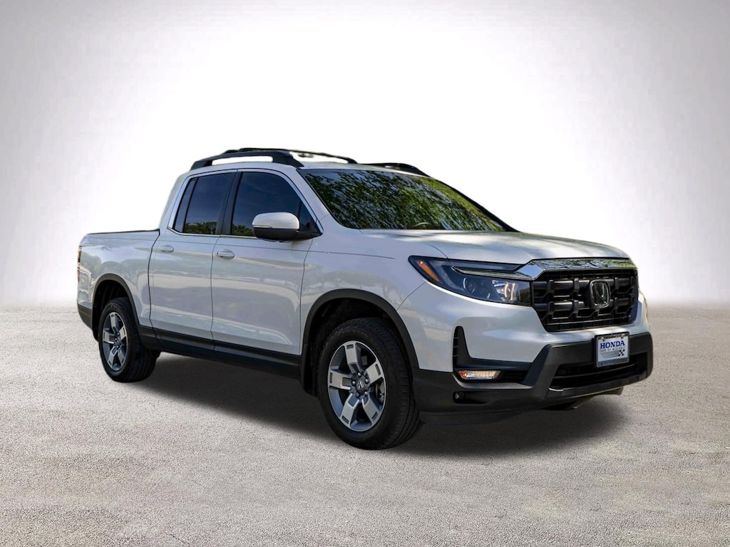 Certified 2025 Honda Ridgeline RTL Pickup