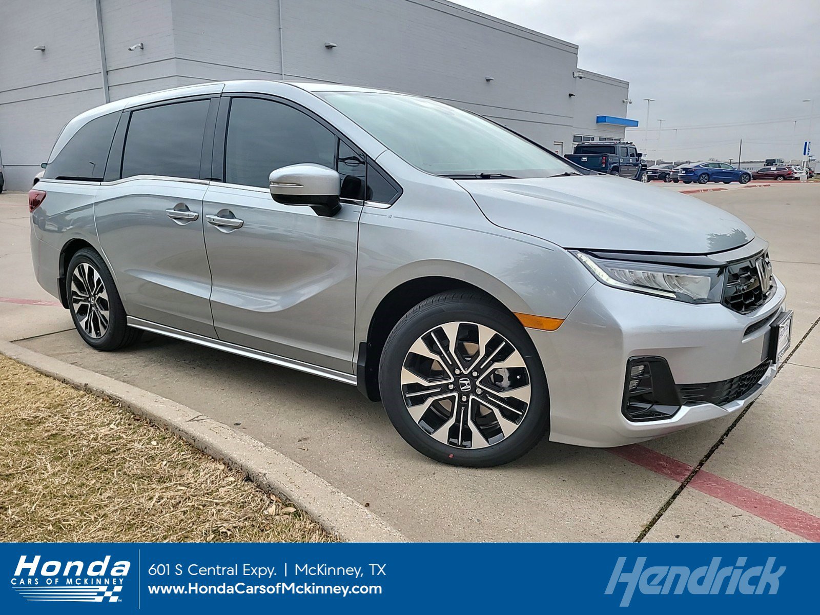 2026 Honda Odyssey Elite's photo