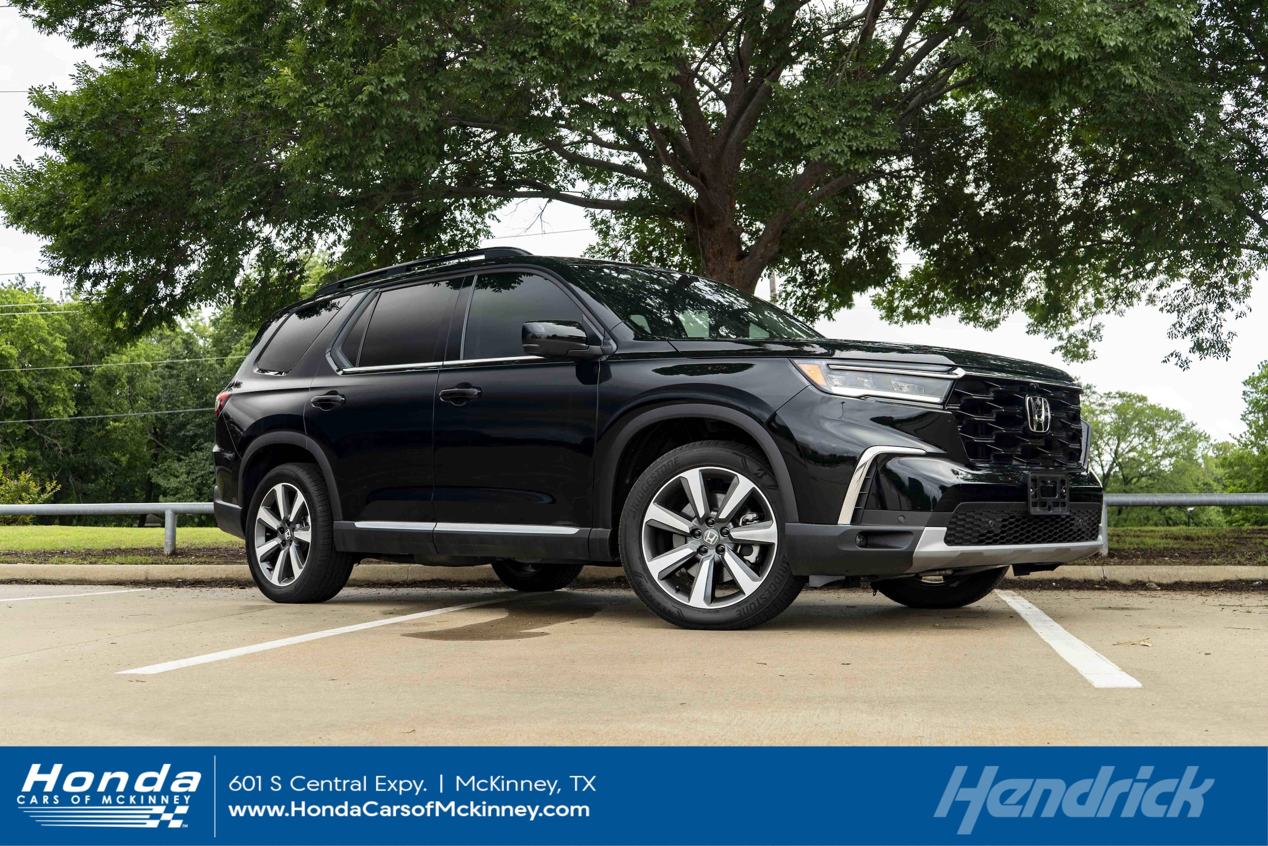 2025 Honda Pilot Elite AWD's photo