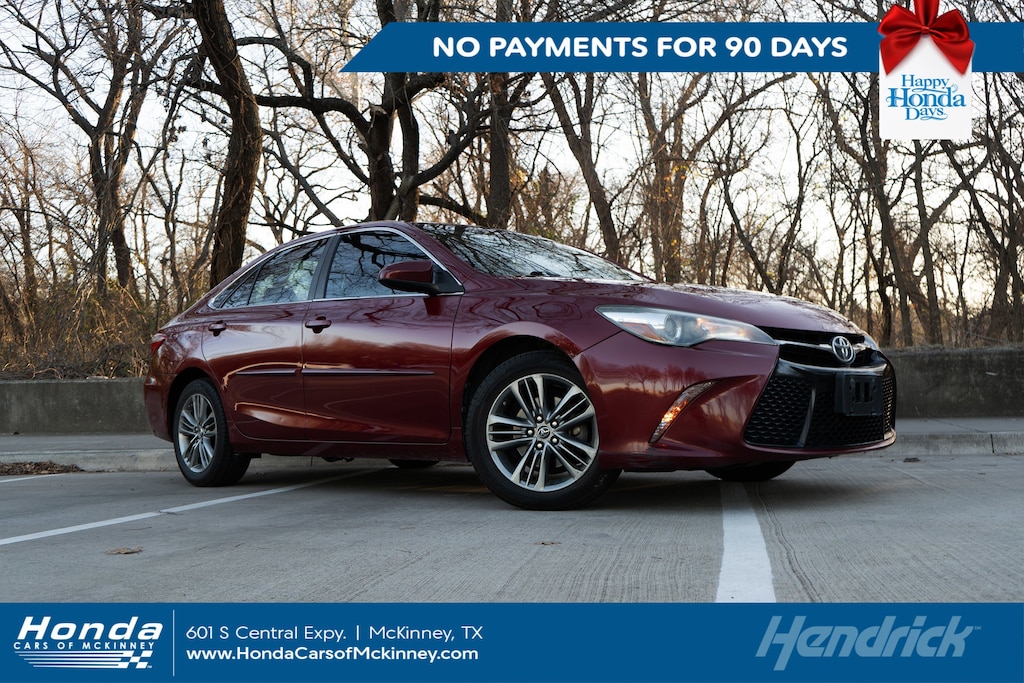 Used 2015 Toyota Camry SE Sedan