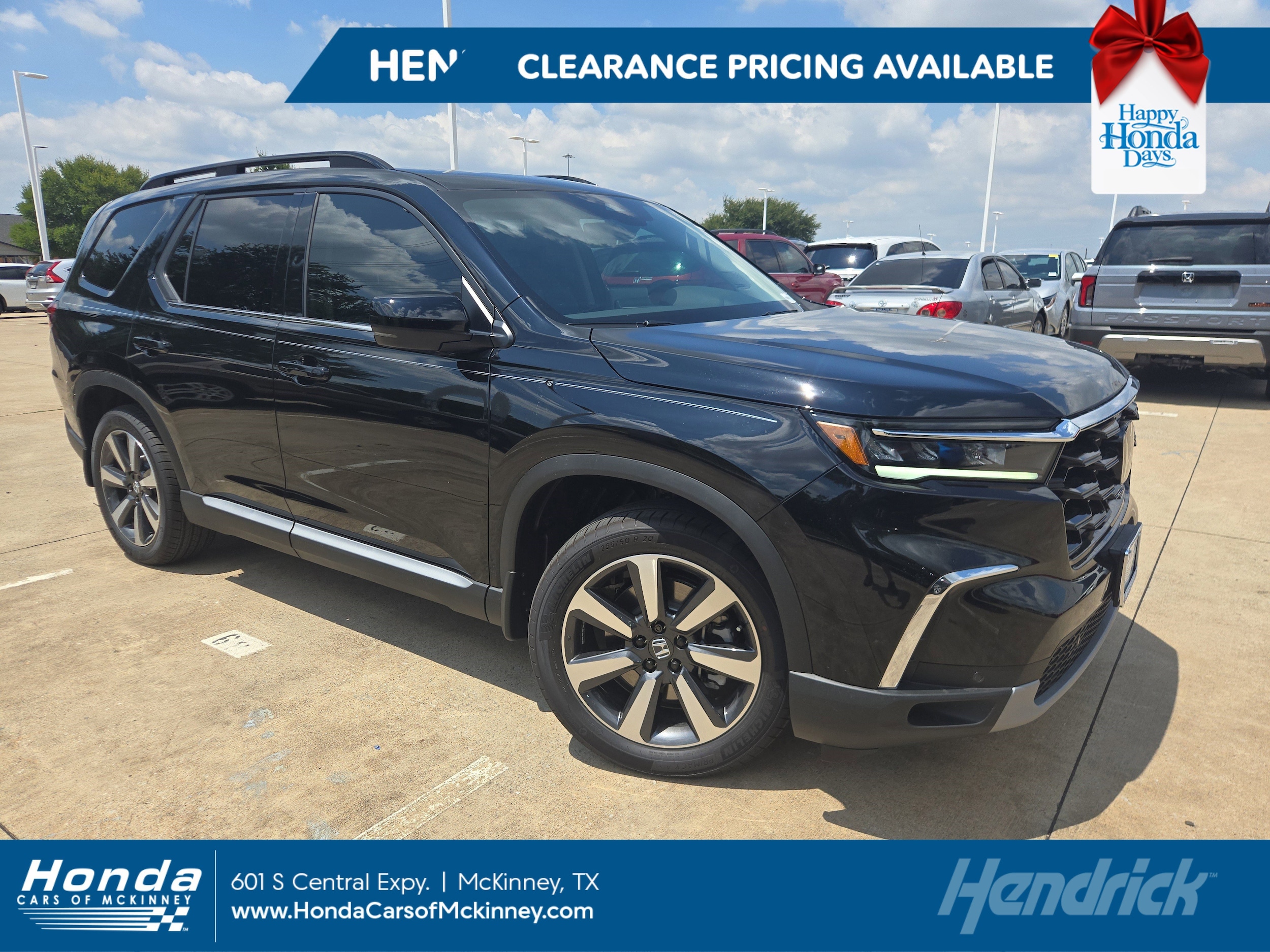 2025 Honda Pilot Touring's photo