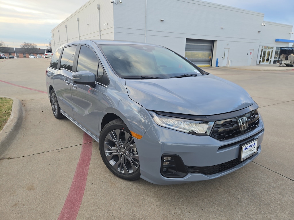 New 2026 Honda Odyssey Touring Minivan