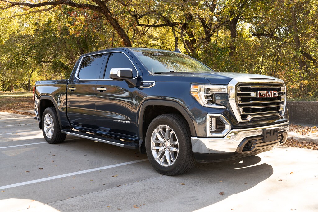Used 2019 GMC Sierra 1500 SLT Pickup