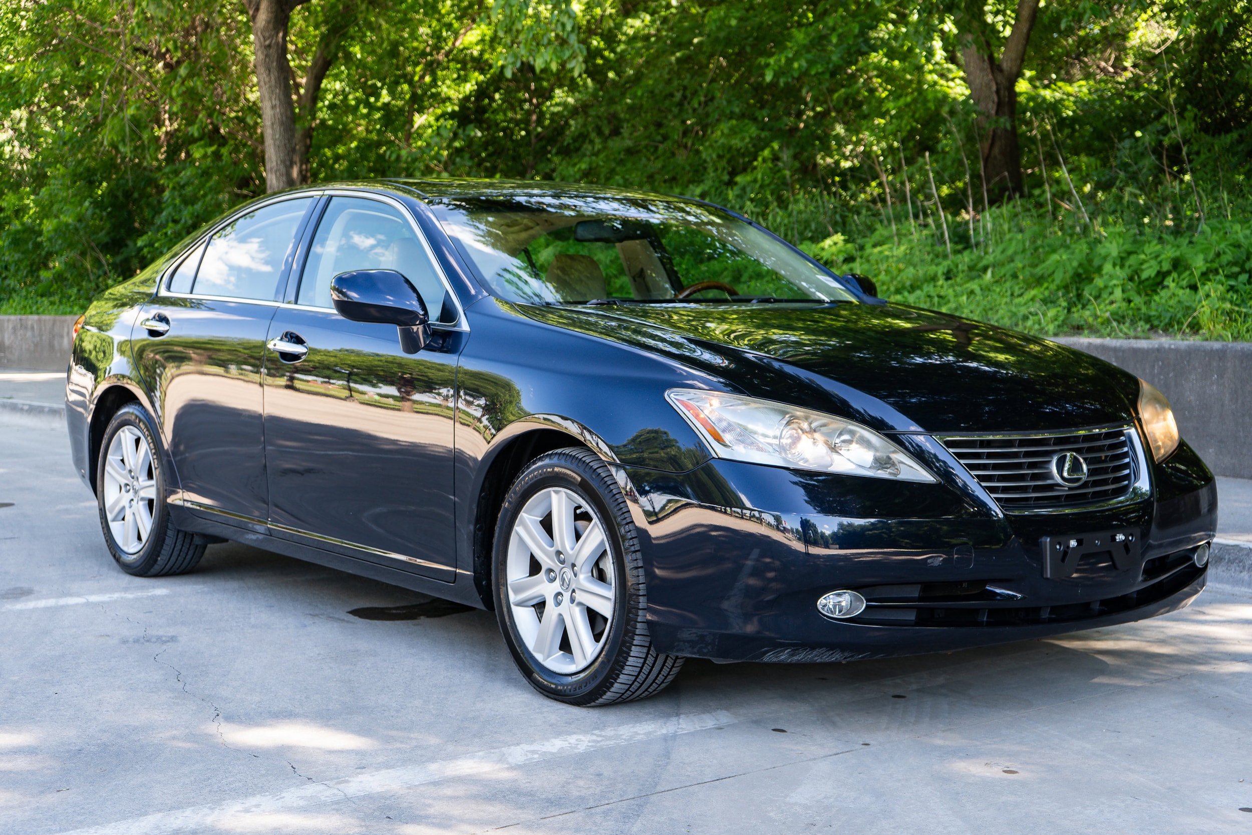 Used 2007 Lexus ES 350 with VIN JTHBJ46G672044261 for sale in Mckinney, TX