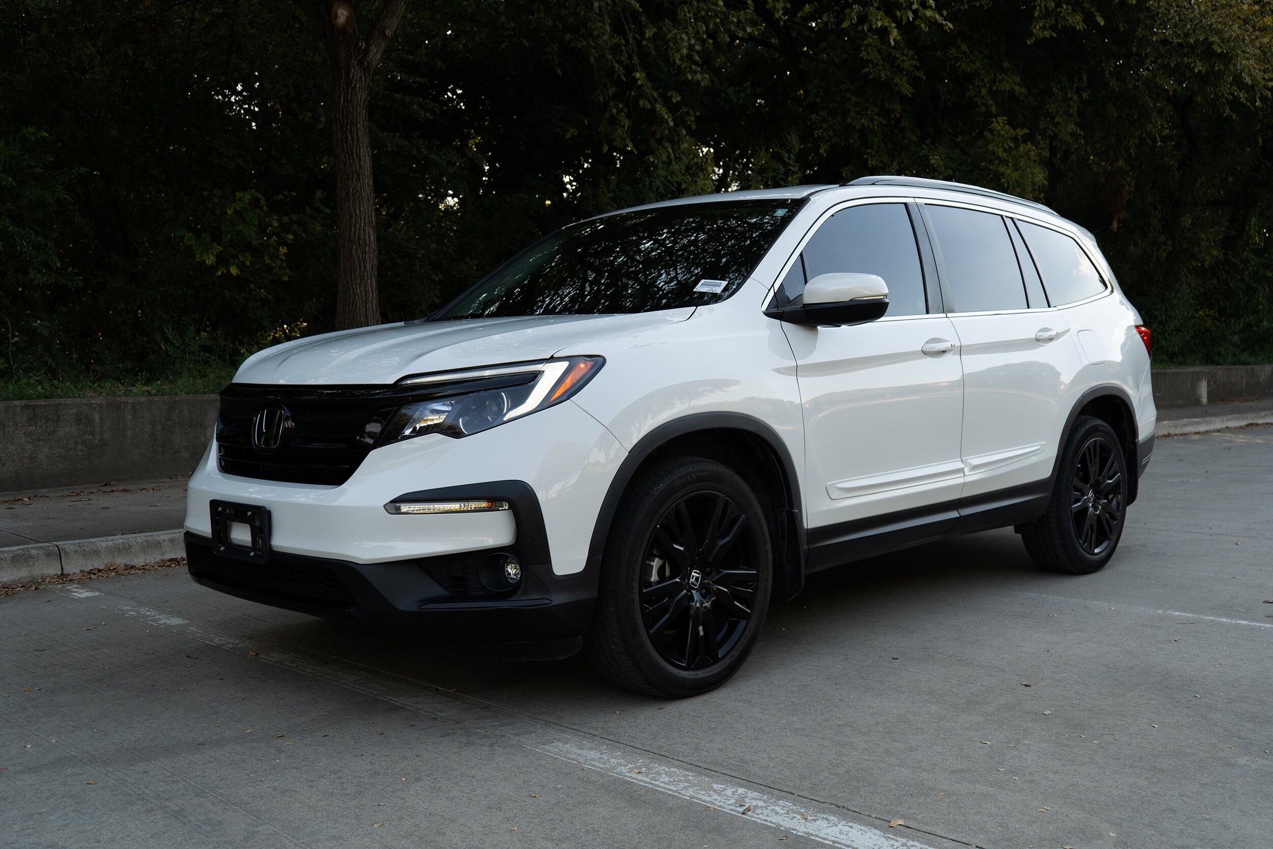 2022 Honda Pilot Special Edition photo 3