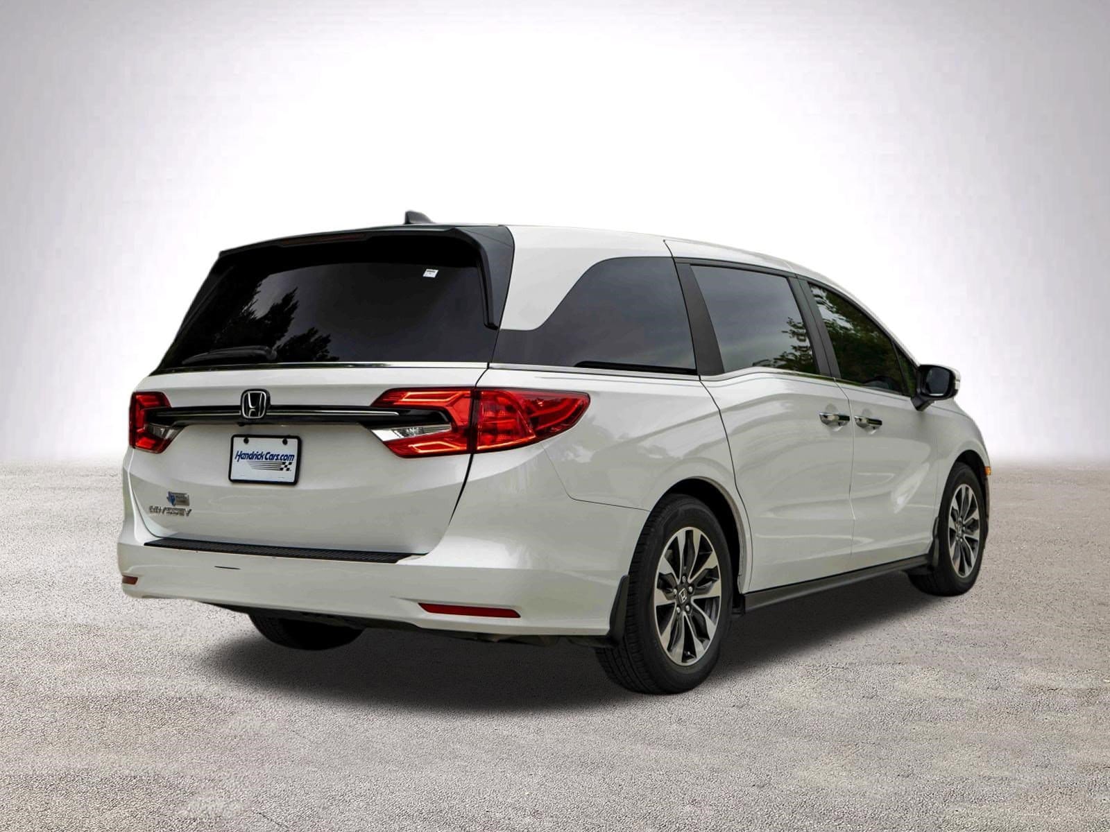 2024 Honda Odyssey EX-L photo 3
