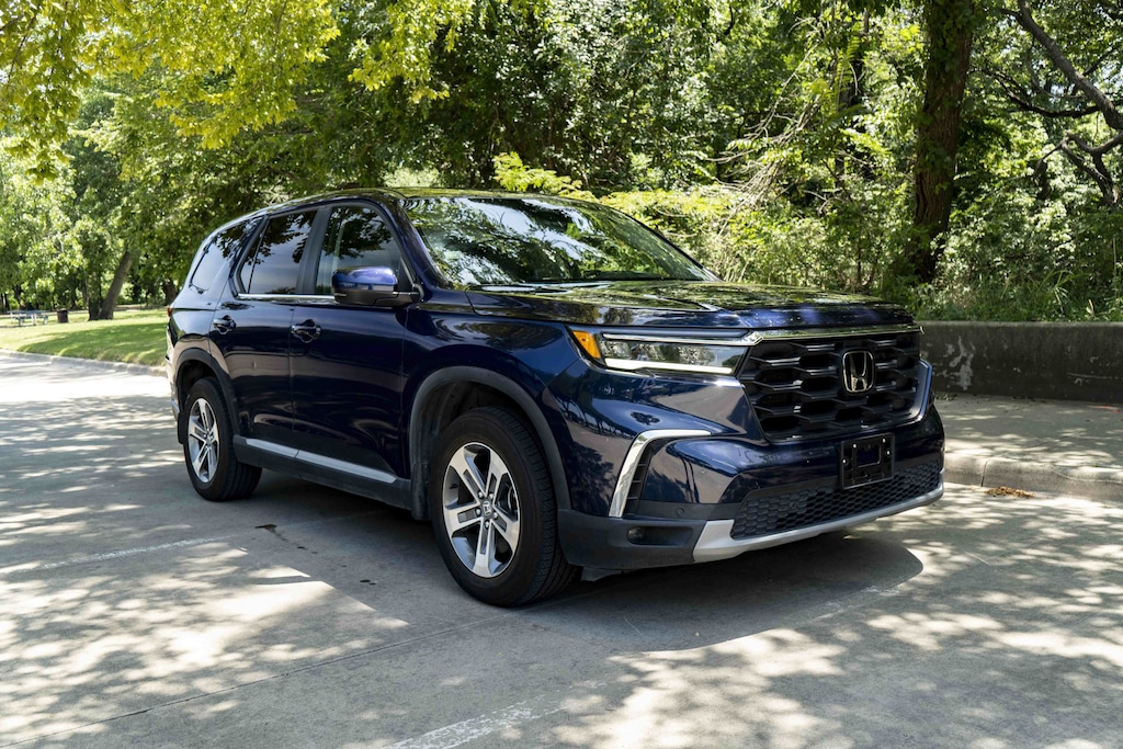 Used 2023 Honda Pilot EX-L 8 Passenger SUV