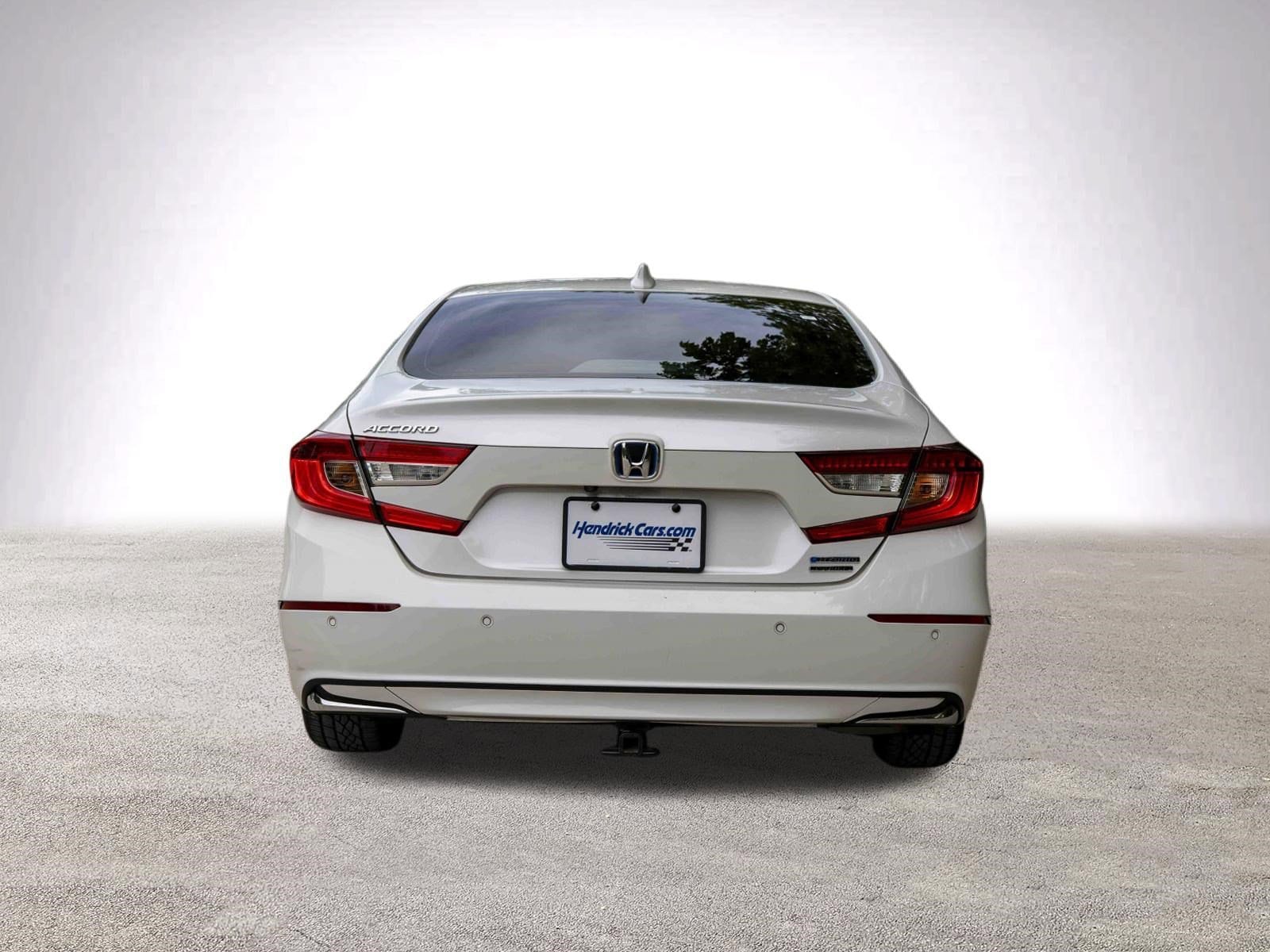 2022 Honda Accord Hybrid Touring photo 6