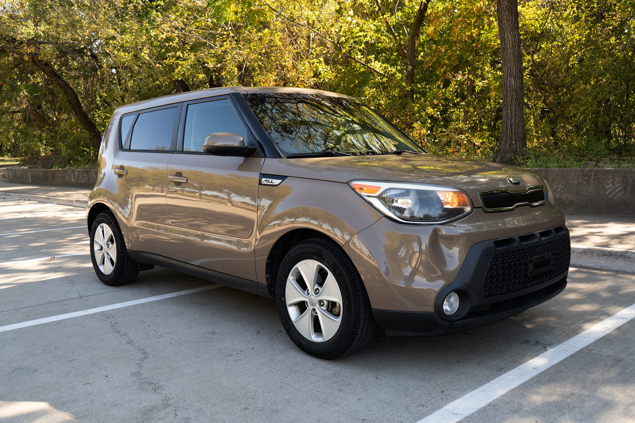 Used 2015 Kia Soul Base with VIN KNDJN2A24F7235602 for sale in McKinney, TX