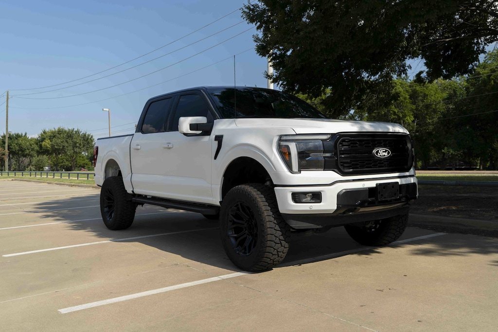 Used 2025 Ford F-150 LARIAT Pickup