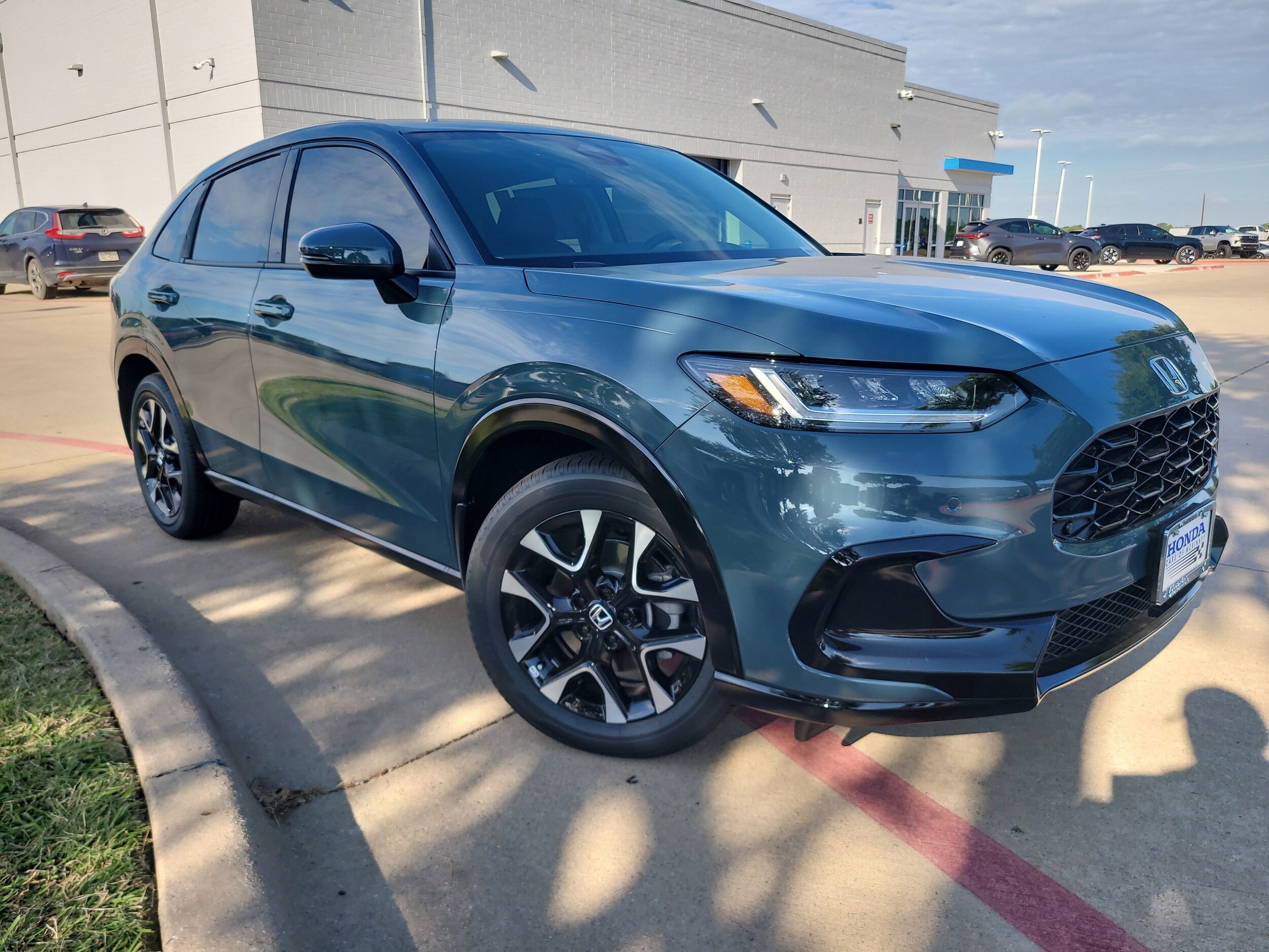 New 2026 Honda HR-V EX-L McKinney | Serving Dallas 3CZRZ1H71TM732315