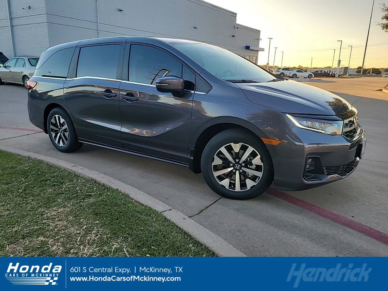 2026 Honda Odyssey EX-L's photo