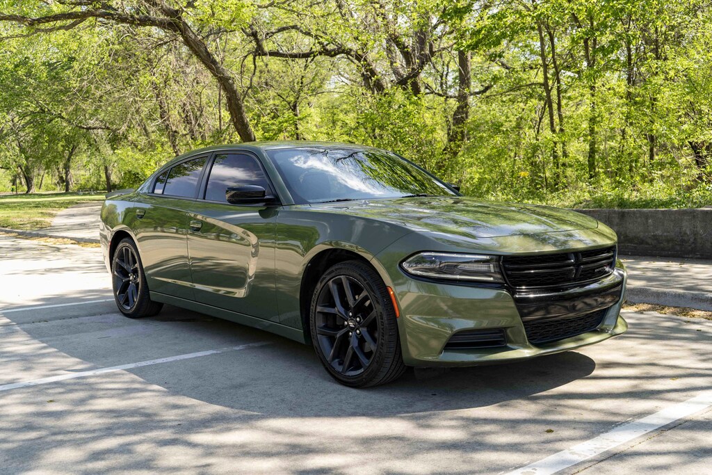 Used 2019 Dodge Charger SXT Sedan