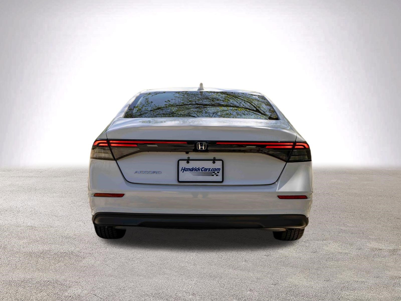 2023 Honda Accord LX photo 6