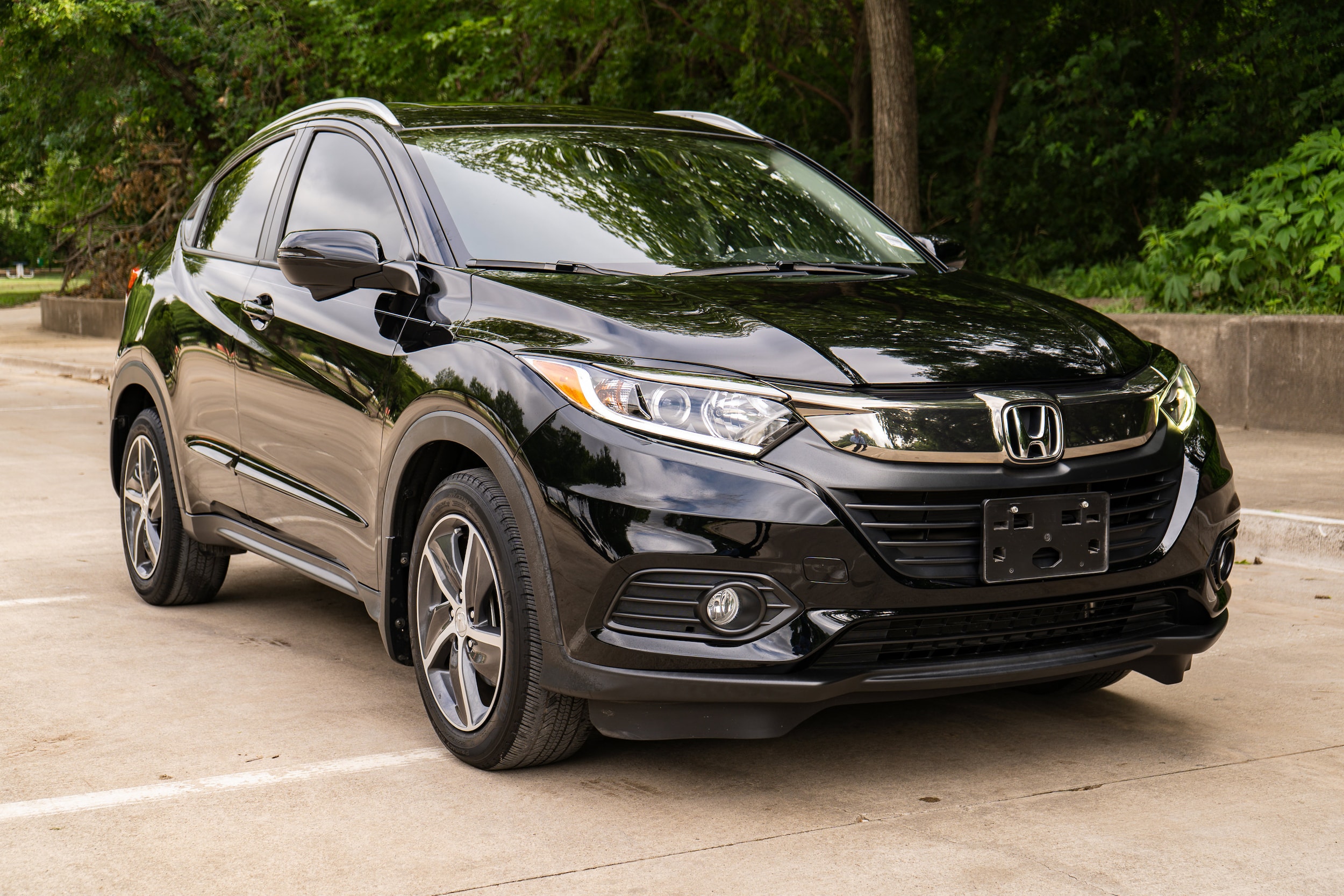 Certified 2022 Honda HR-V EX-L with VIN 3CZRU5H70NM733660 for sale in Mckinney, TX