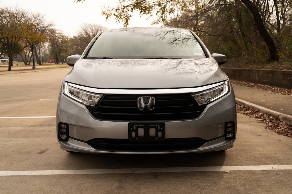 Used 2023 Honda Odyssey Touring Minivan