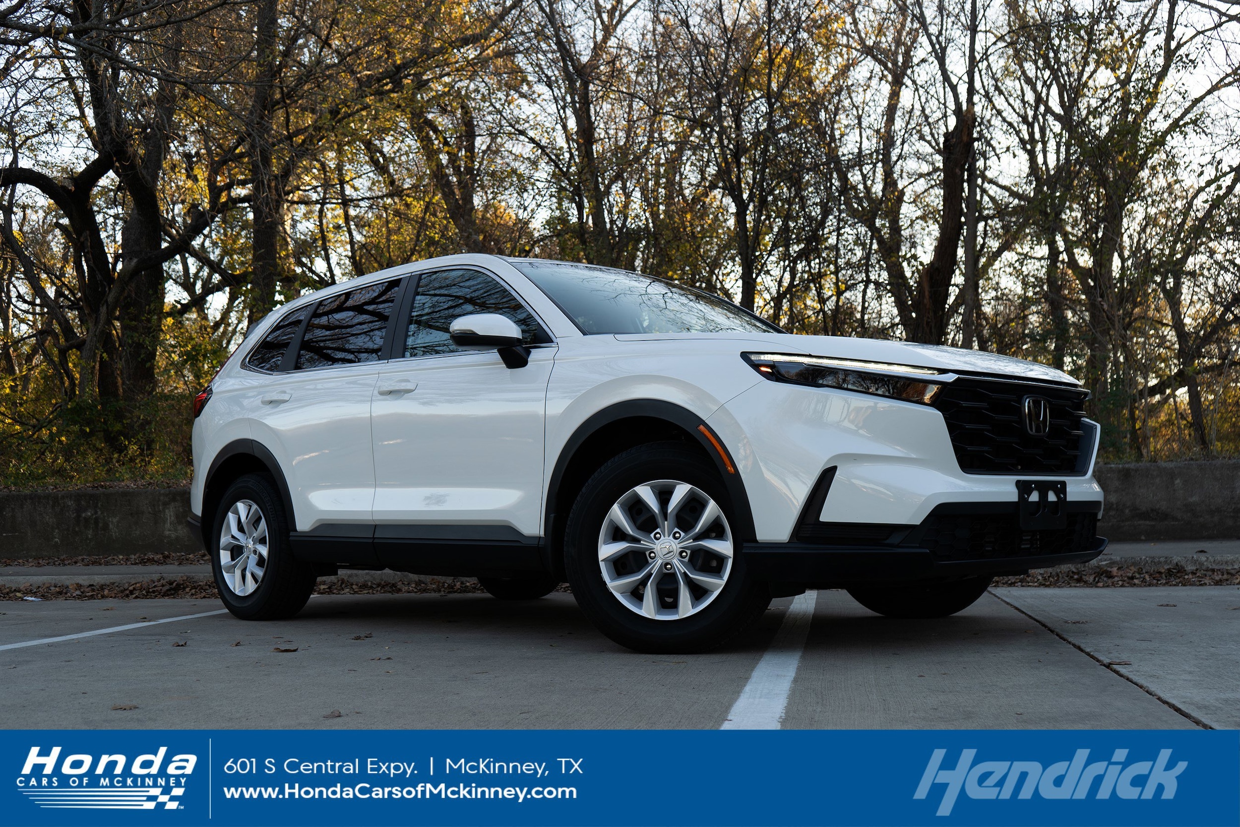 2025 Honda CR-V LX's photo