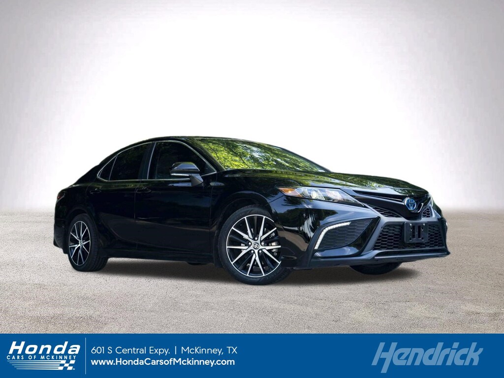 Used 2024 Toyota Camry Hybrid SE Sedan