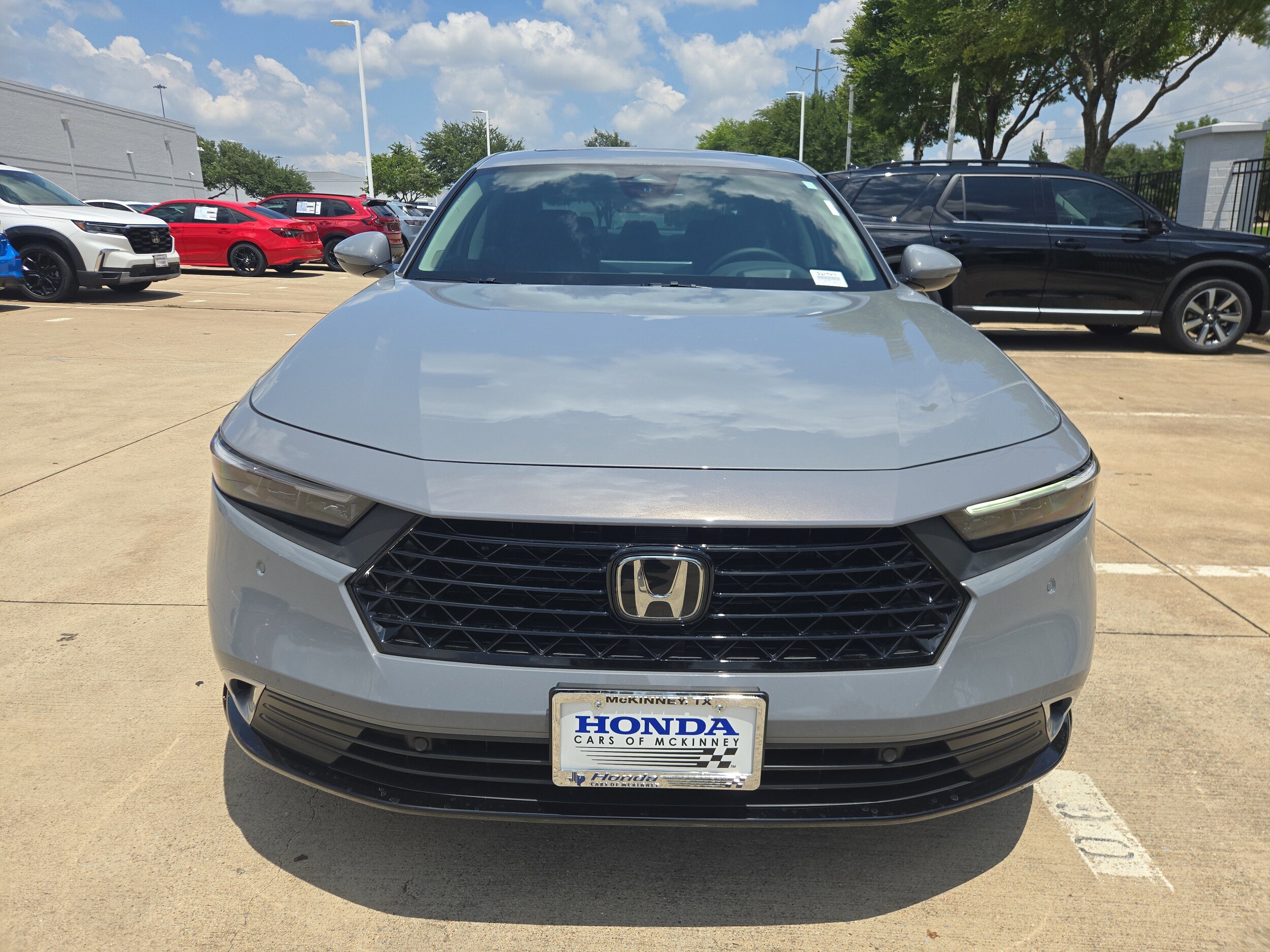 2025 Honda Accord Hybrid Touring photo 2