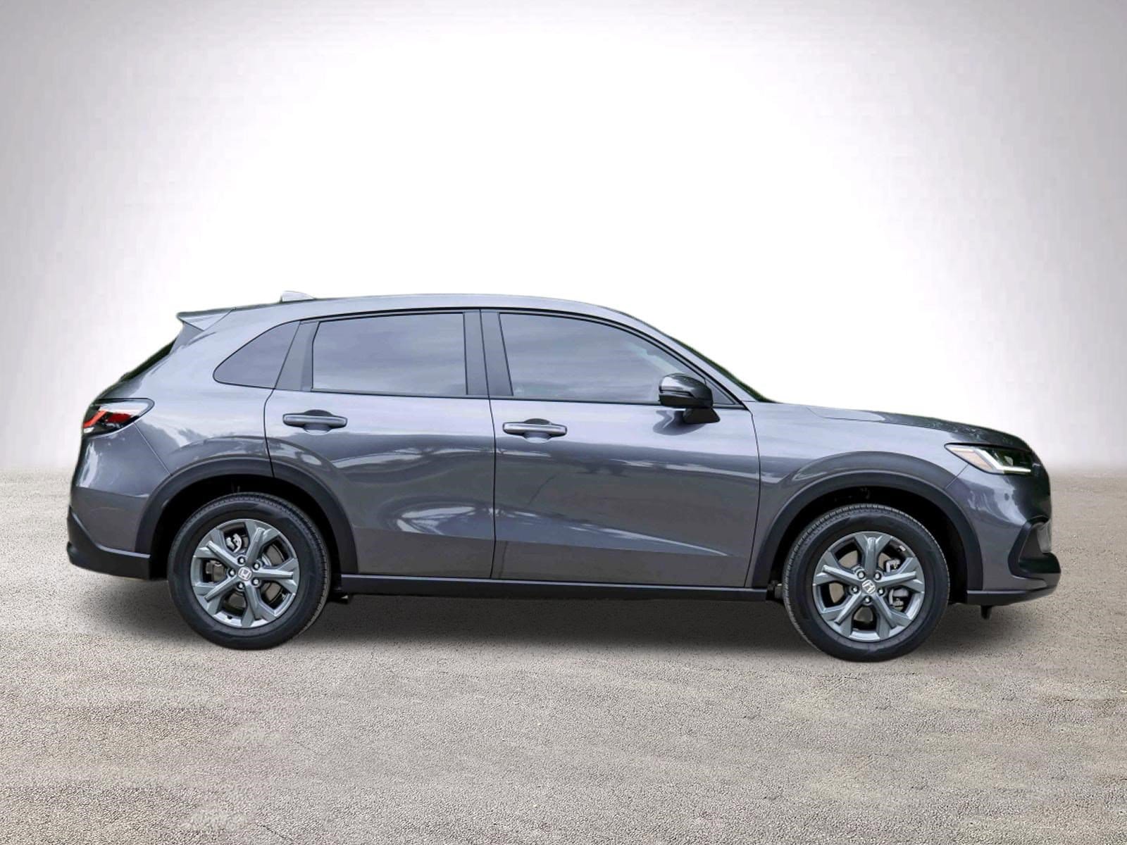 2026 Honda HR-V LX photo 3