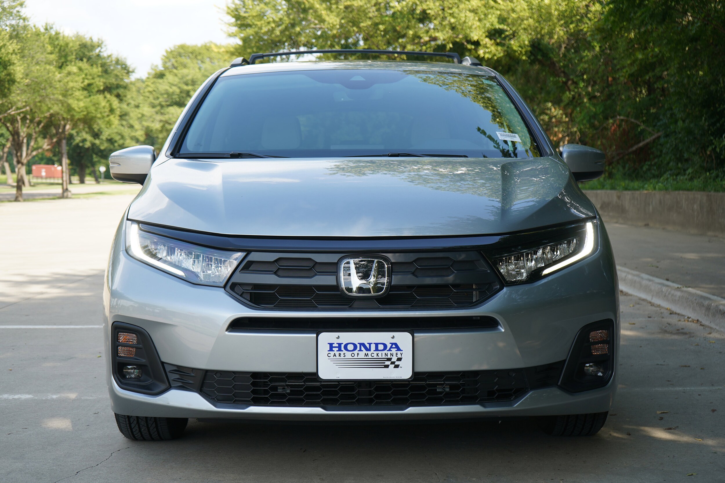2025 Honda Odyssey EX-L photo 2