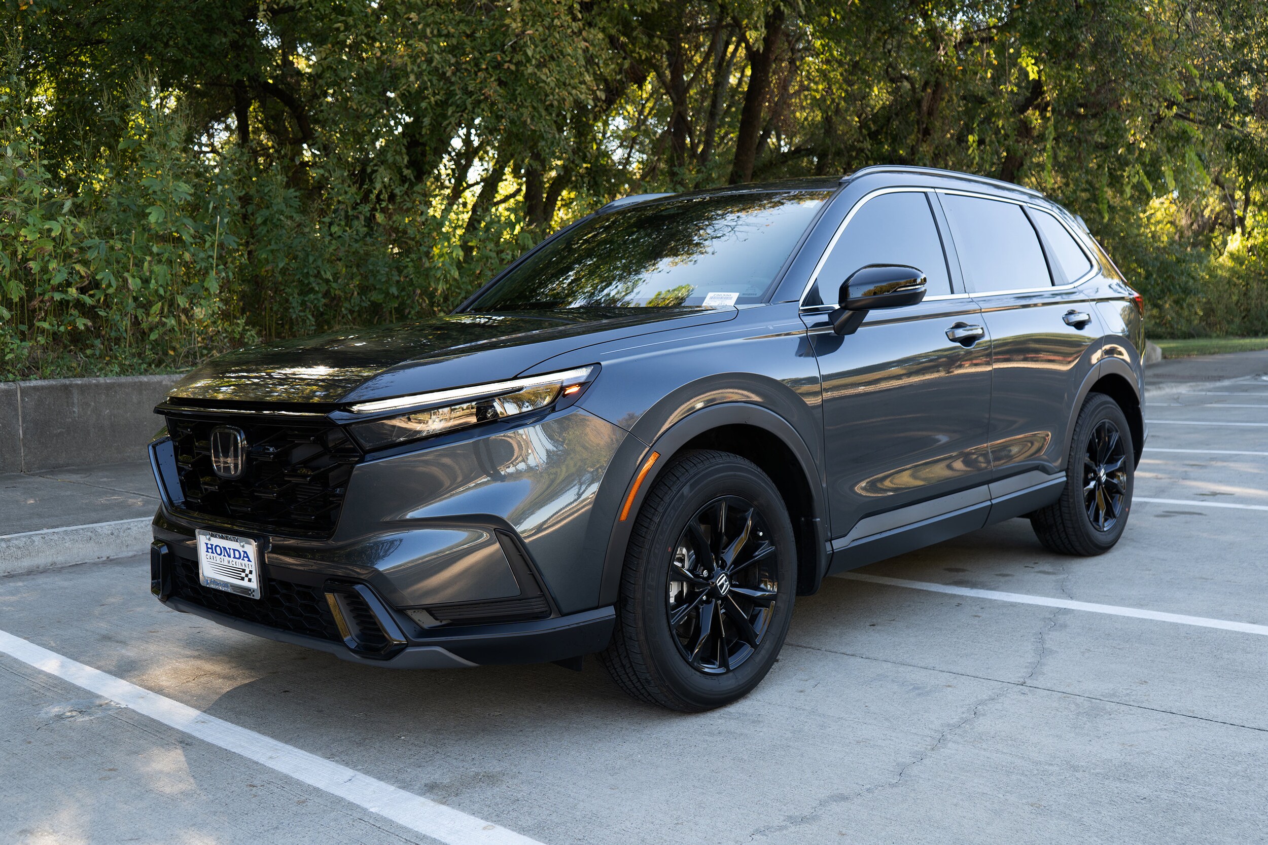 2025 Honda CR-V Hybrid Sport photo 3